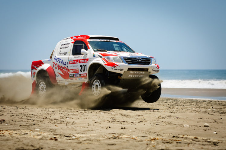 toyota, Hilux, Rally, Toyota, Dakar, Dakar, Sea, Sand, 4×4, Offroad, Race, Racing HD Wallpaper Desktop Background