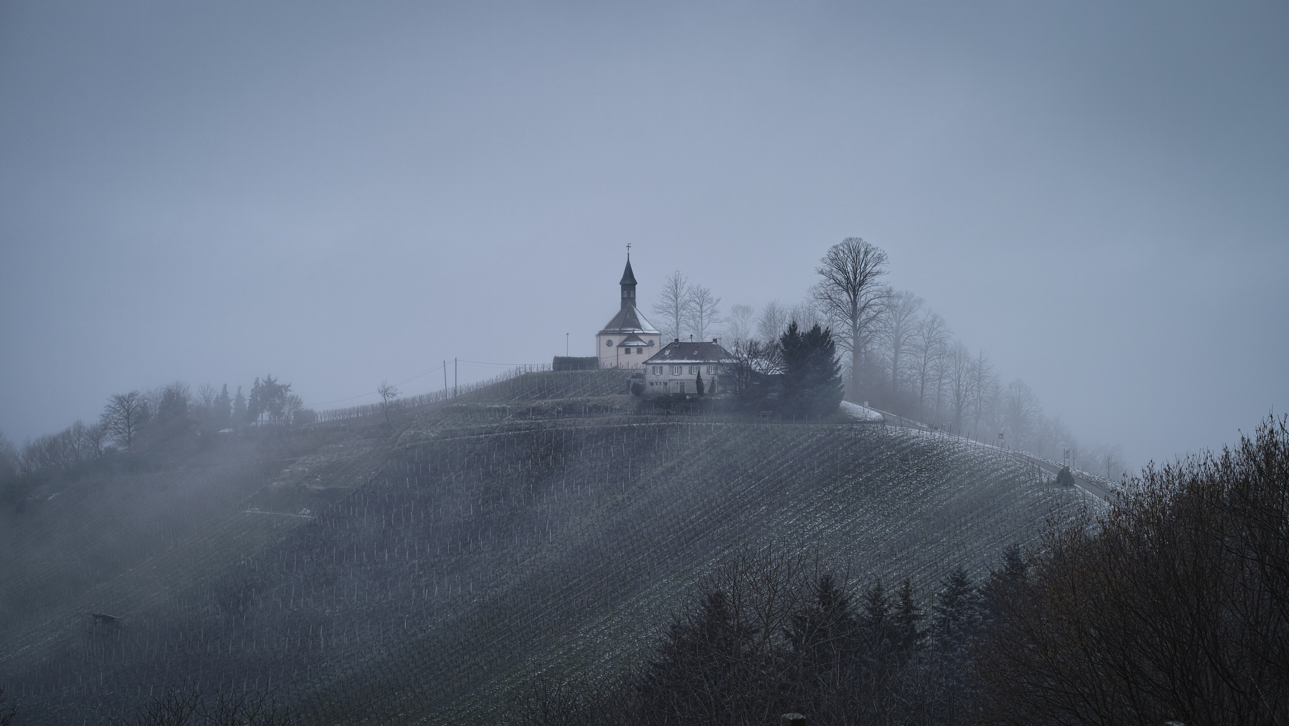 winter, Hill, House, Fog Wallpaper