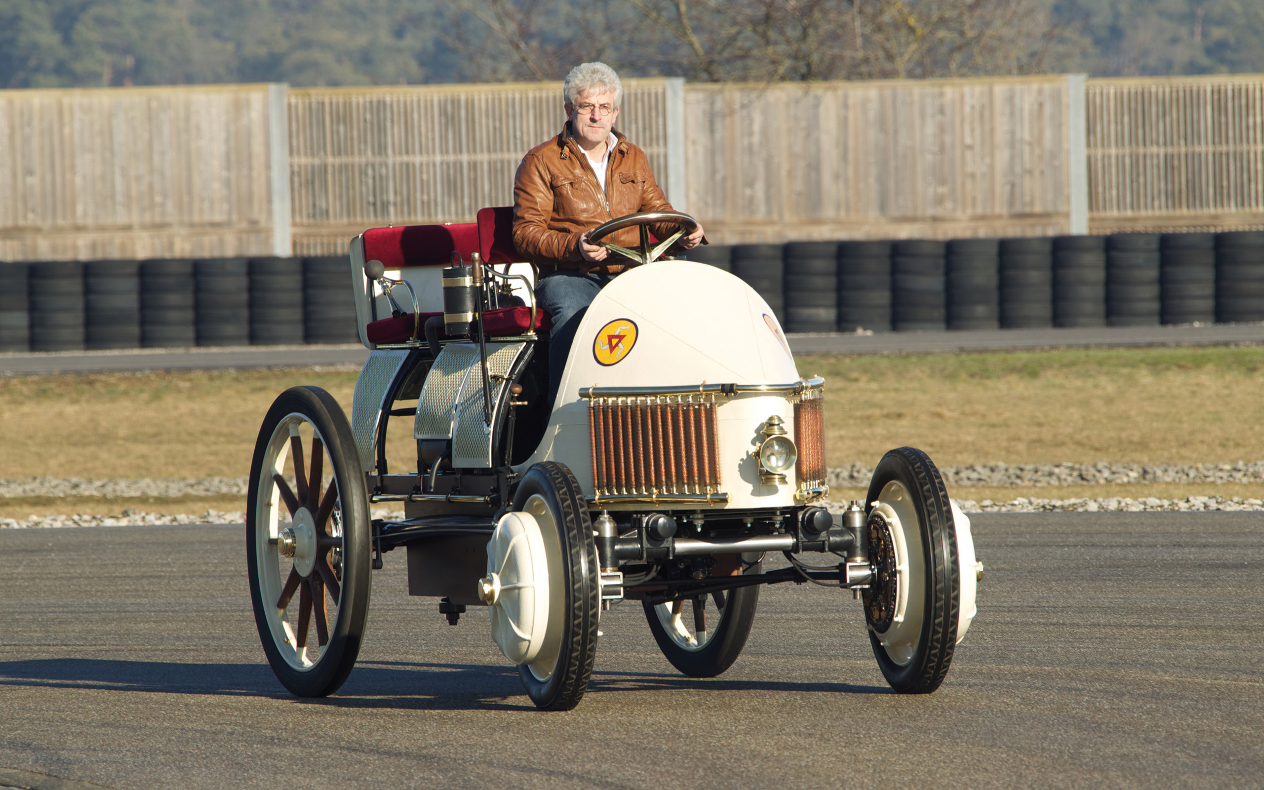 Porsche 1900