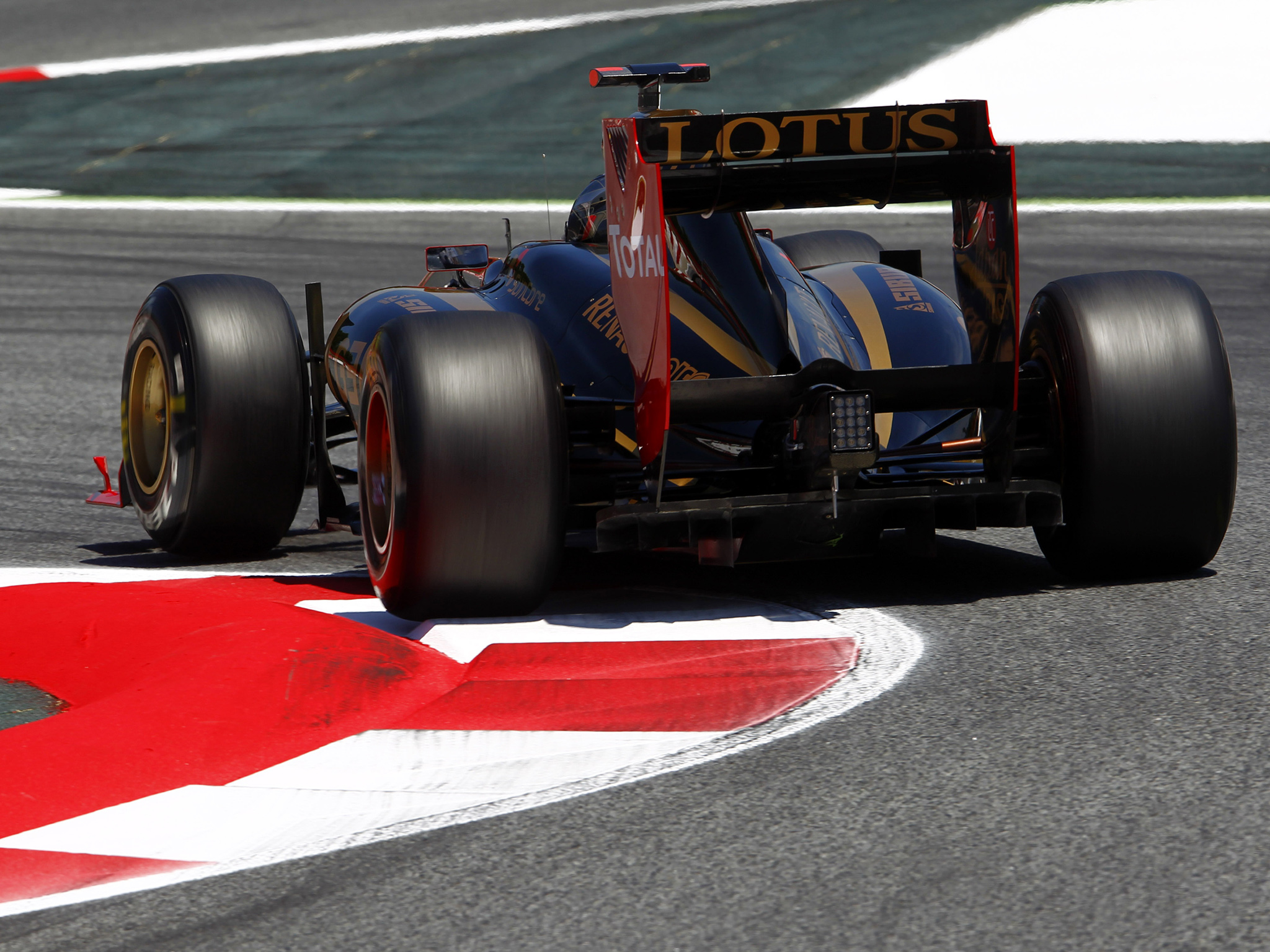 2011, Renault, R31, Formula 1, Formula, One, F 1, Race, Racing, Wheel, Wheels Wallpaper
