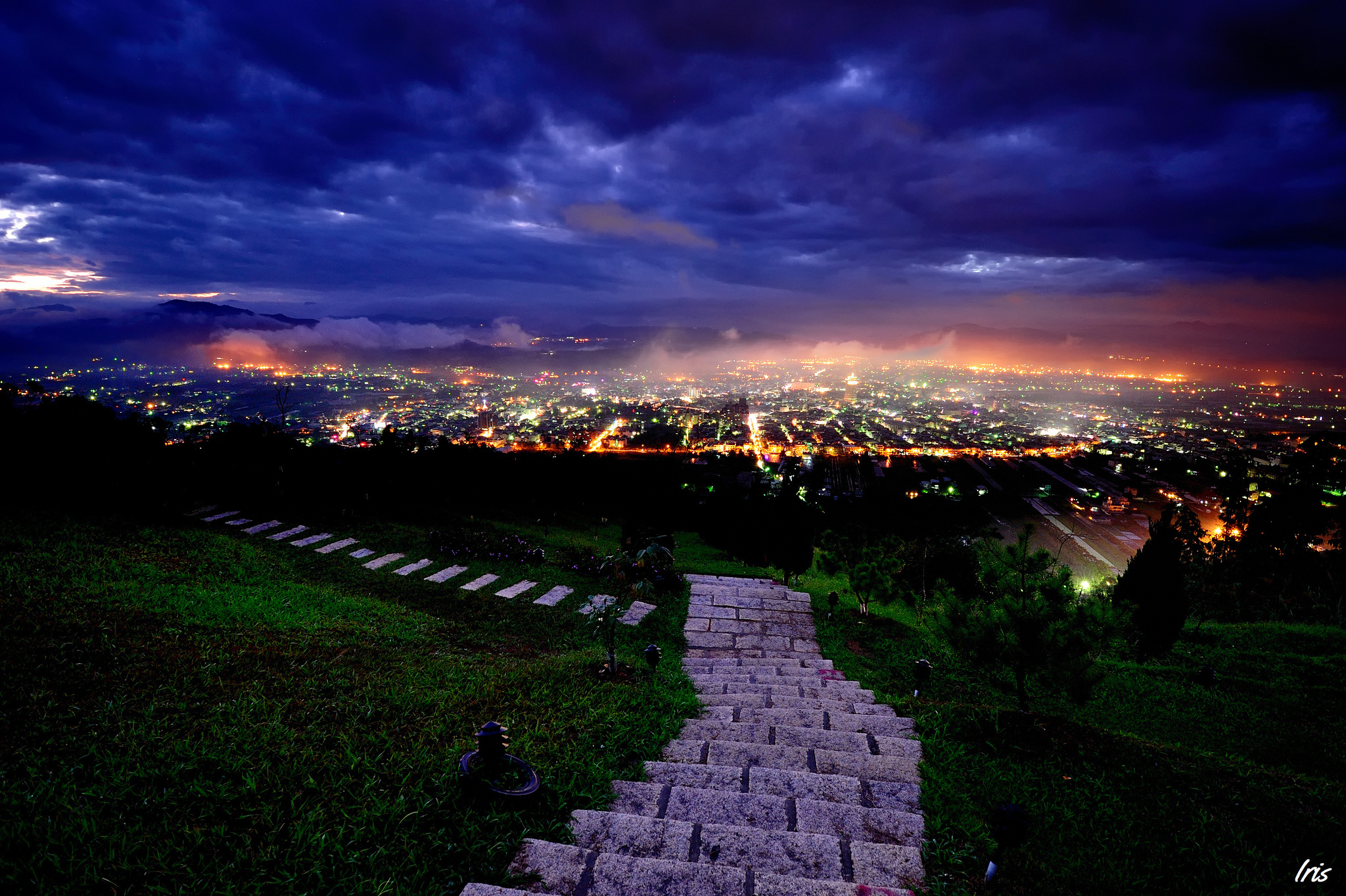 goro, Night, Lights, Path, Step, Clouds Wallpaper
