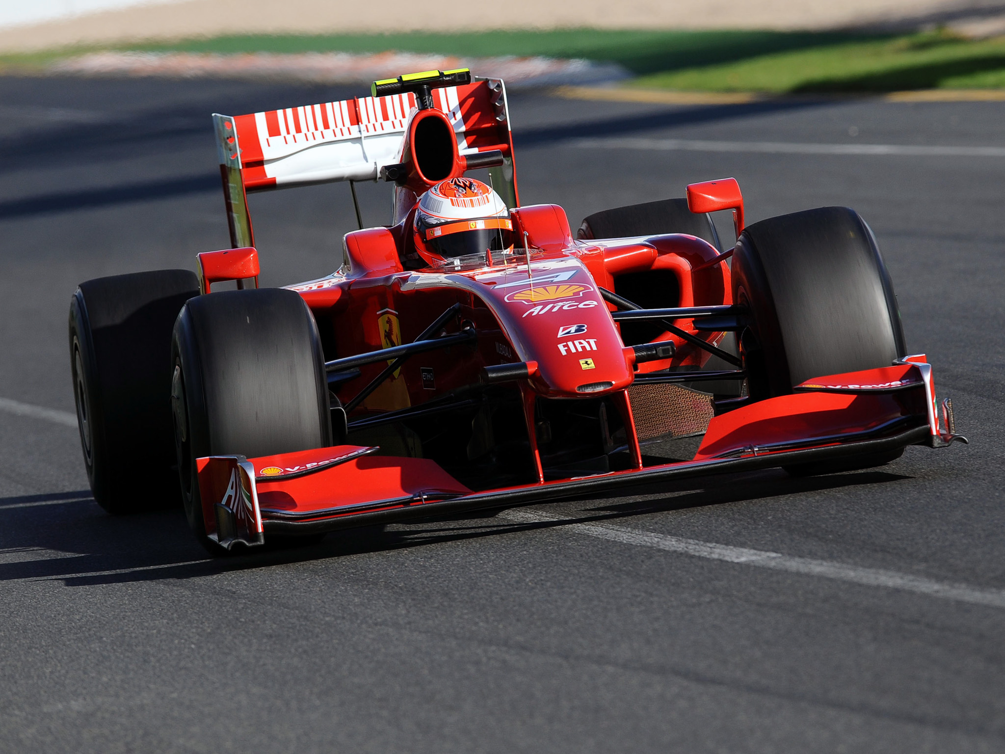 1 гоночные автомобили. Ferrari f60 f1. Феррари f1 2009. Формула 1 2009 Феррари. Ф1 Феррари Болид 2009.