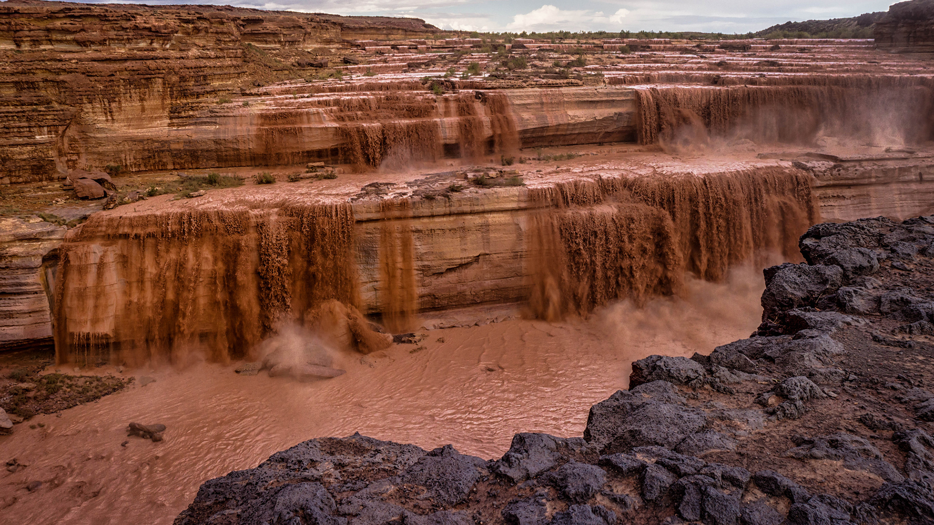 waterfall, Mud, Desert Wallpaper