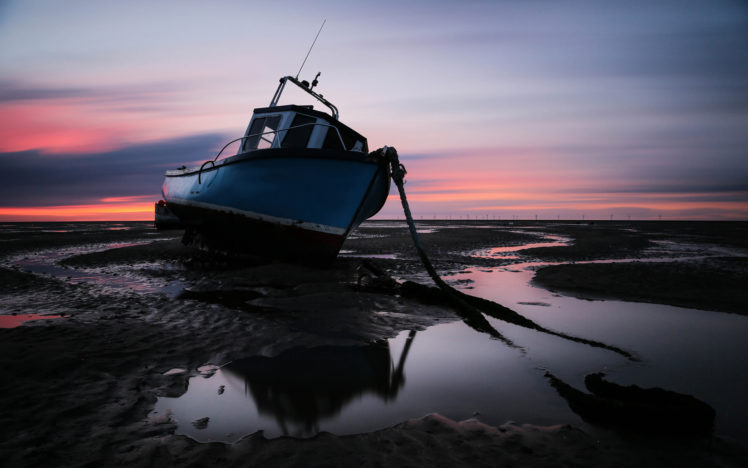 boat, Beached, Sunset, Abandon, Deserted, Ship, Mood, Bokeh, Reflection HD Wallpaper Desktop Background
