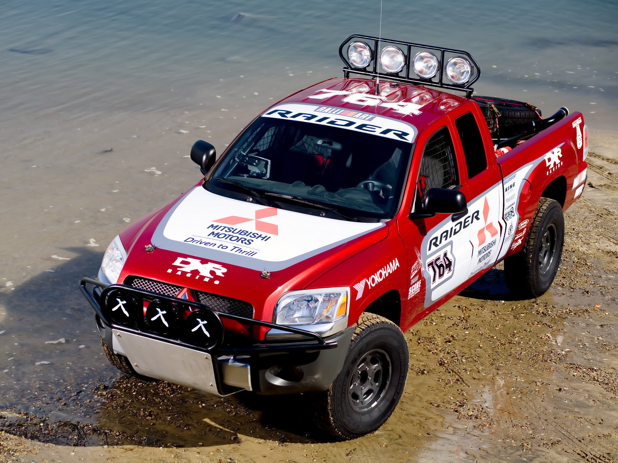 Download 2006 Mitsubishi Raider Baja Race Racing Truck Pickup Offroad Wallpapers Hd Desktop And Mobile Backgrounds PSD Mockup Templates