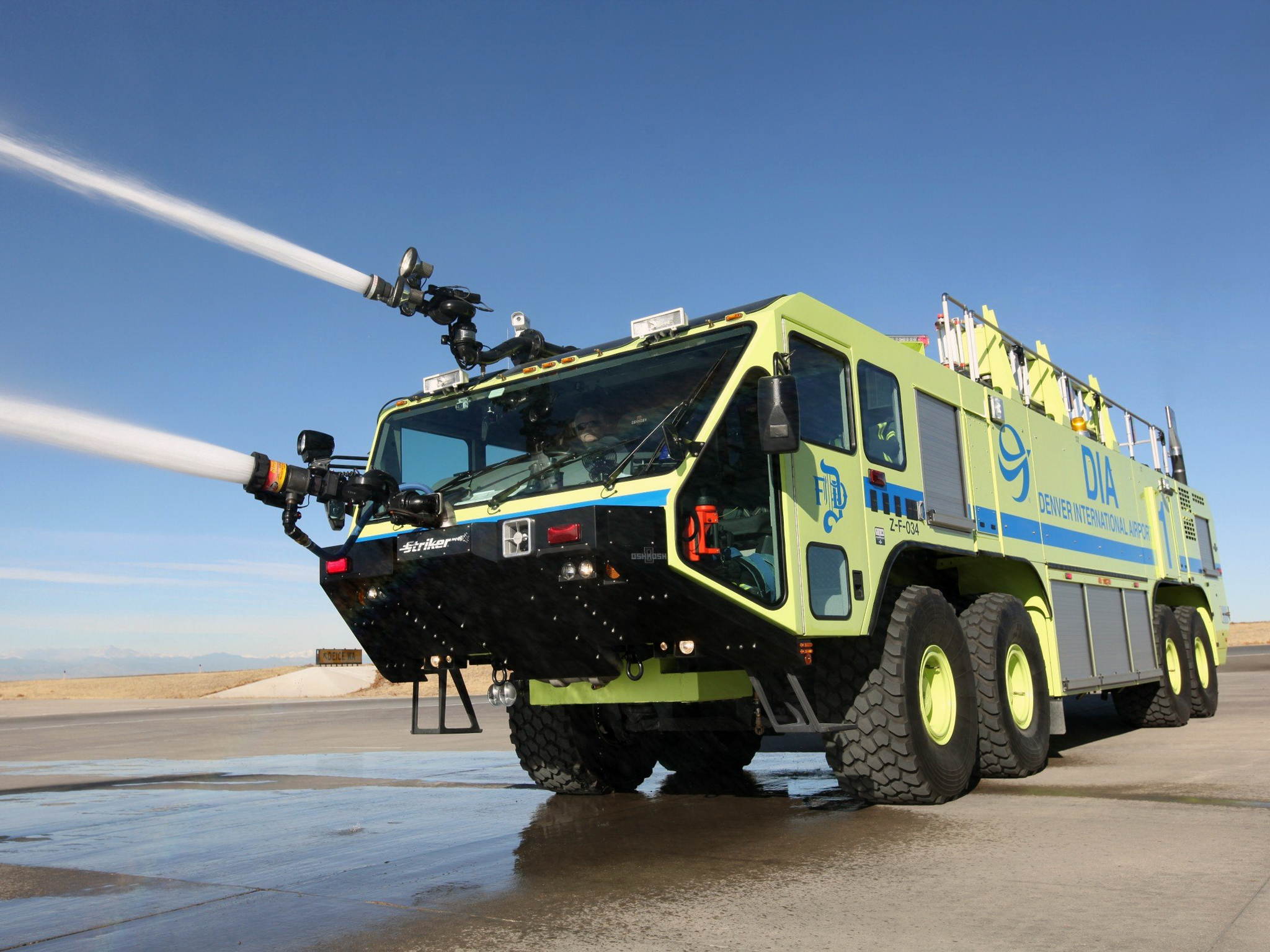 oshkosh, Striker, 4500, Arff, Firetruck Wallpapers HD / Desktop and ...