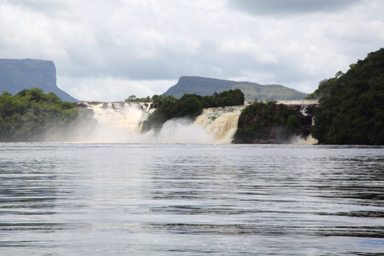 waterfalls, Venezuela, Water, Nature, River, Lake HD Wallpaper Desktop Background