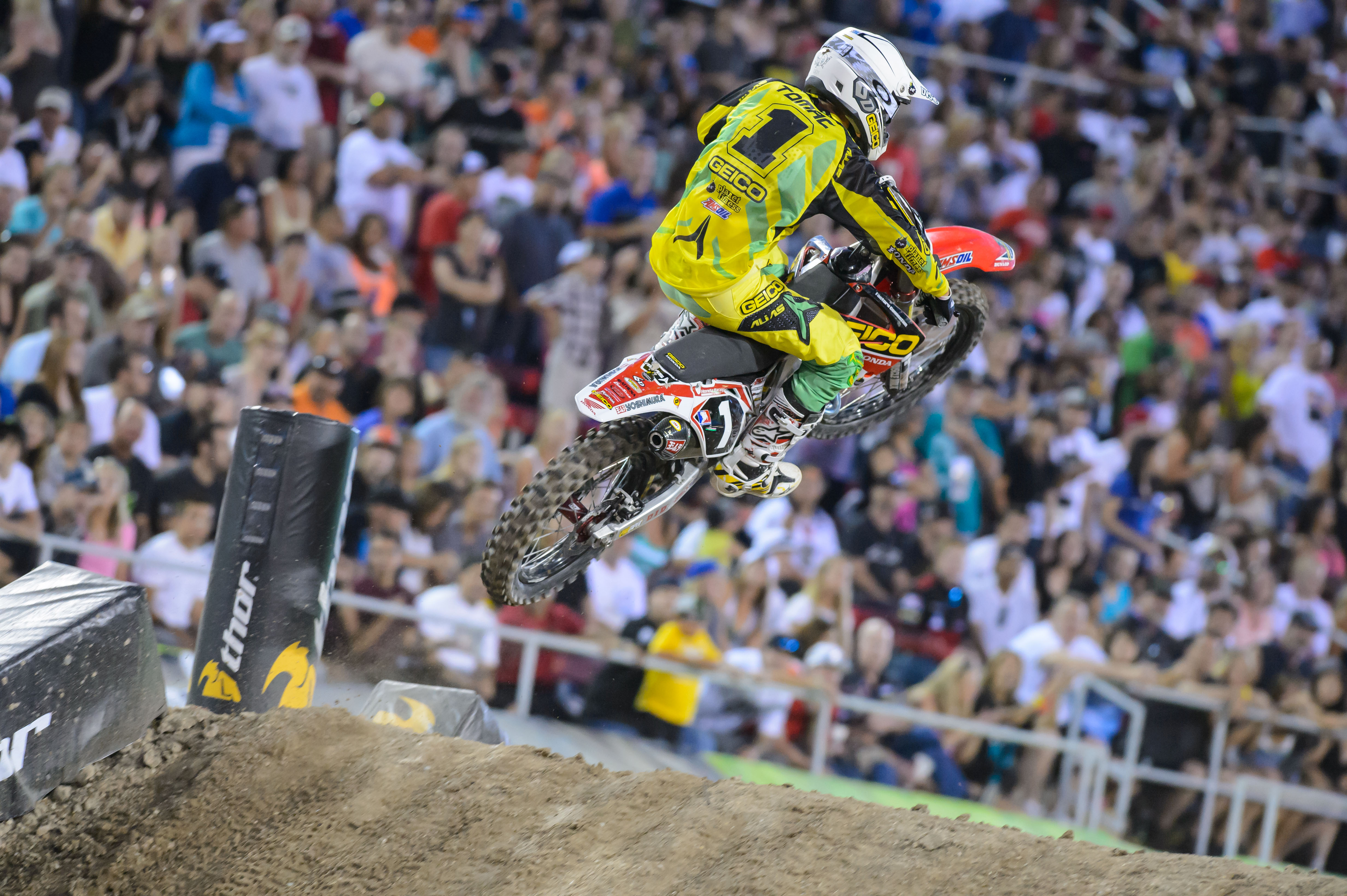 honda, Dirtbike, Moto, Motocross, Race, Racing Wallpaper