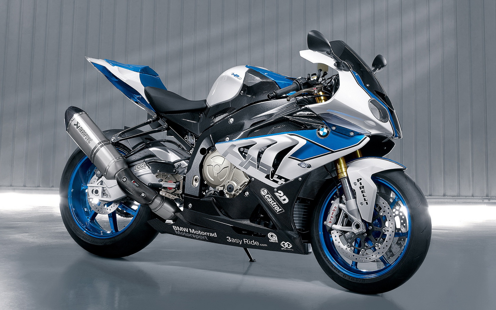 The new BMW S 1000 RR — LIVE WORLD DEBUT! #NeverStopChallenging - YouTube