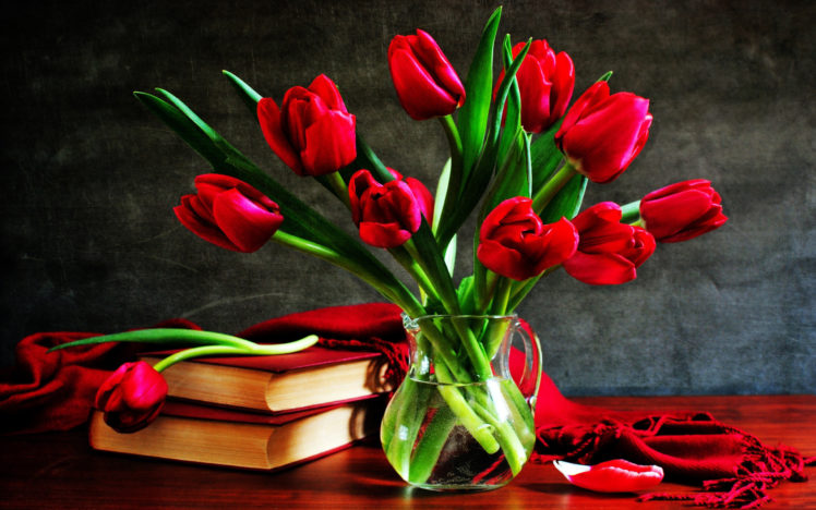 red, Tulips, In, Vase, On, The, Table HD Wallpaper Desktop Background