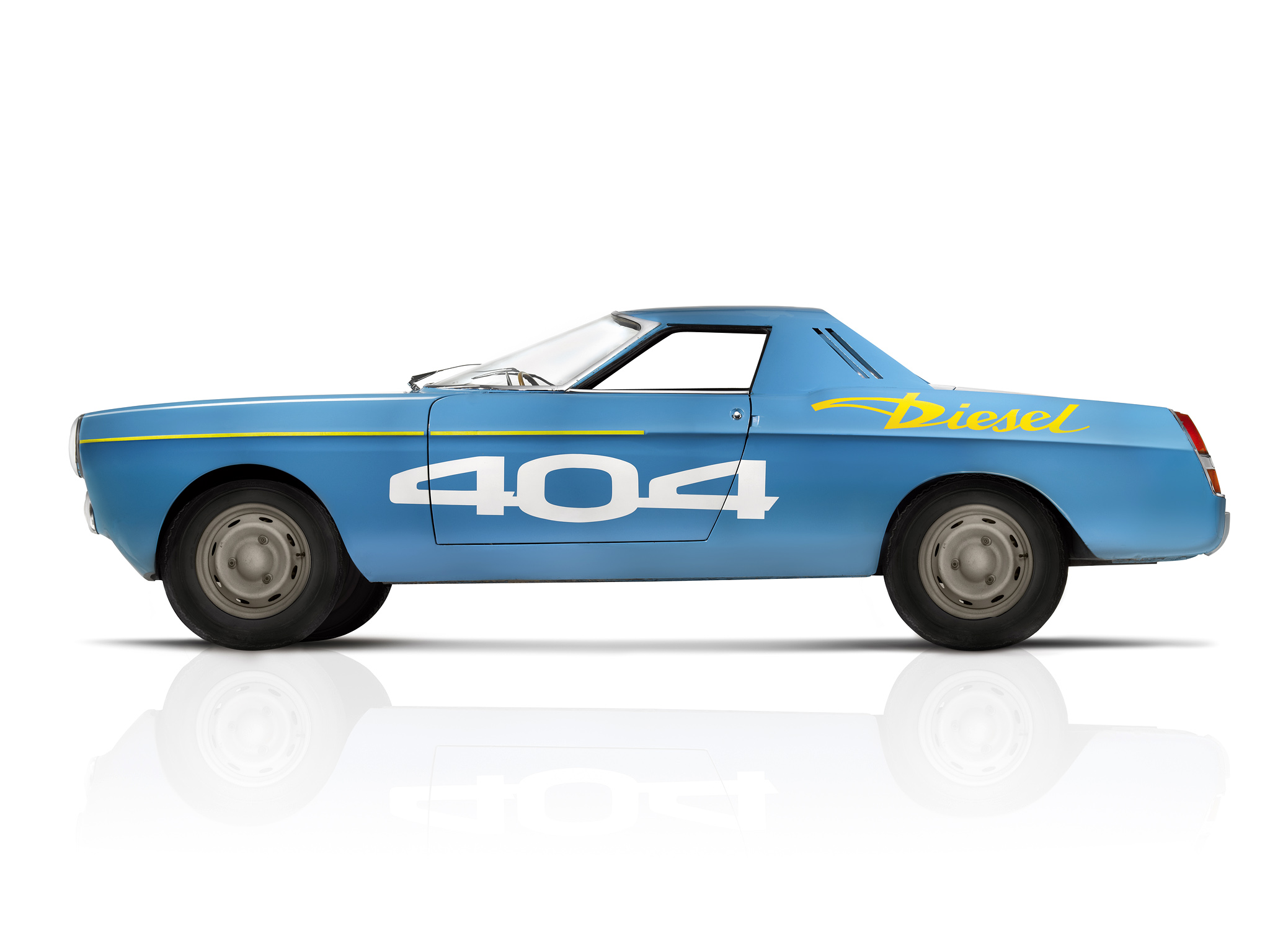 1965, Peugeot, 404, Diesel, Record, Car, Race, Racing, Classic Wallpaper