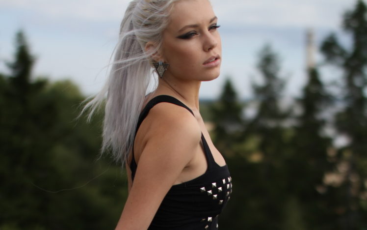 Woman Girl Beauty Blonde Black Cat Mirish Model Wallpapers Hd