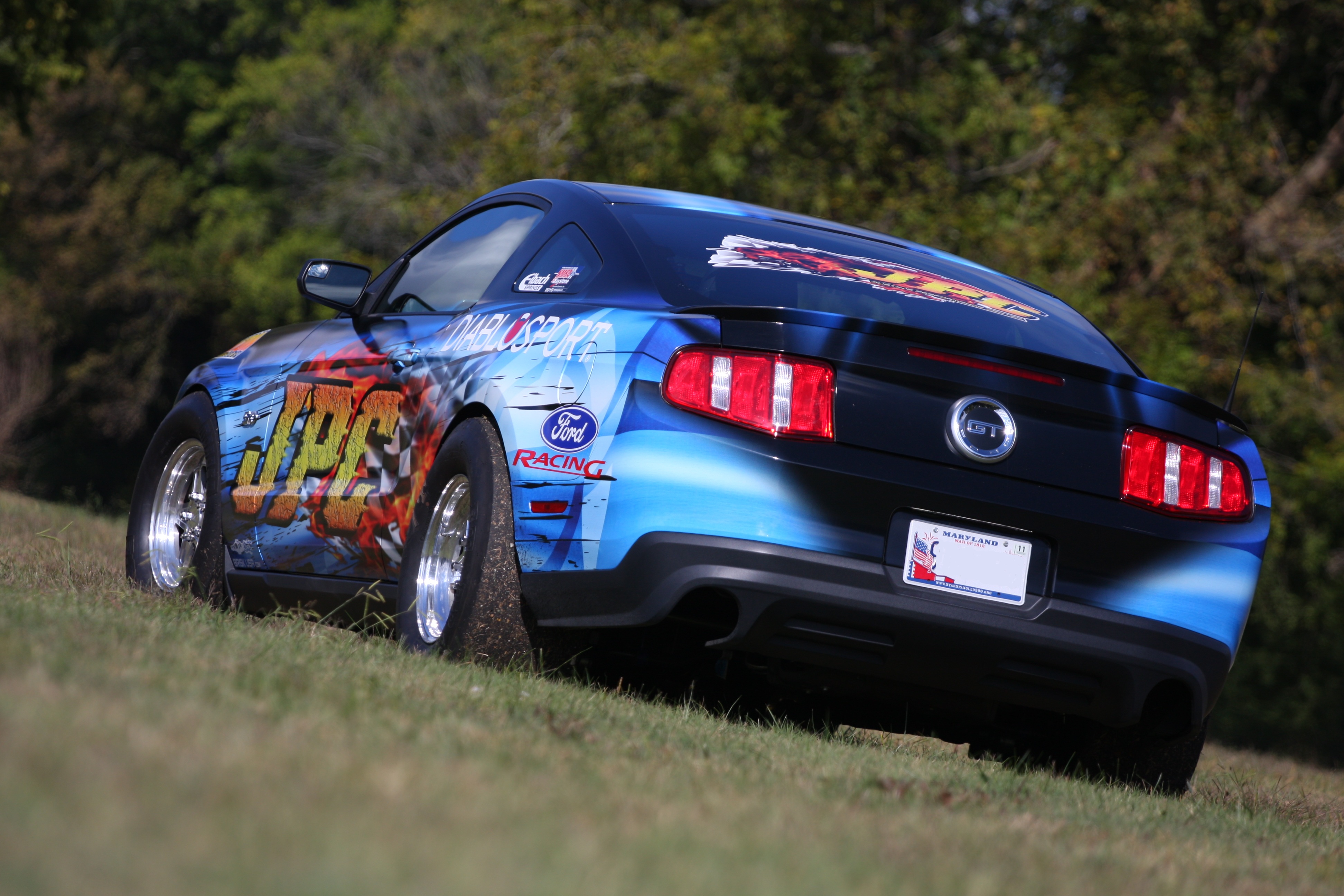 Ford mustang drag