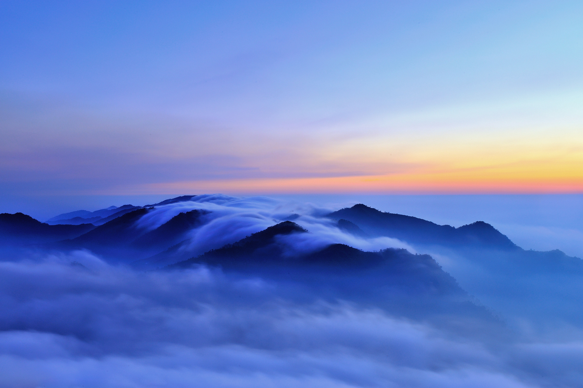 fog, Mountains, Clouds, Hills Wallpaper