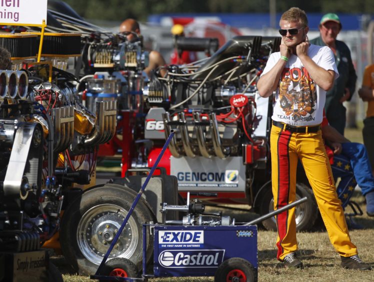 tractor pulling, Race, Racing, Hot, Rod, Rods, Tractor, Engine HD Wallpaper Desktop Background