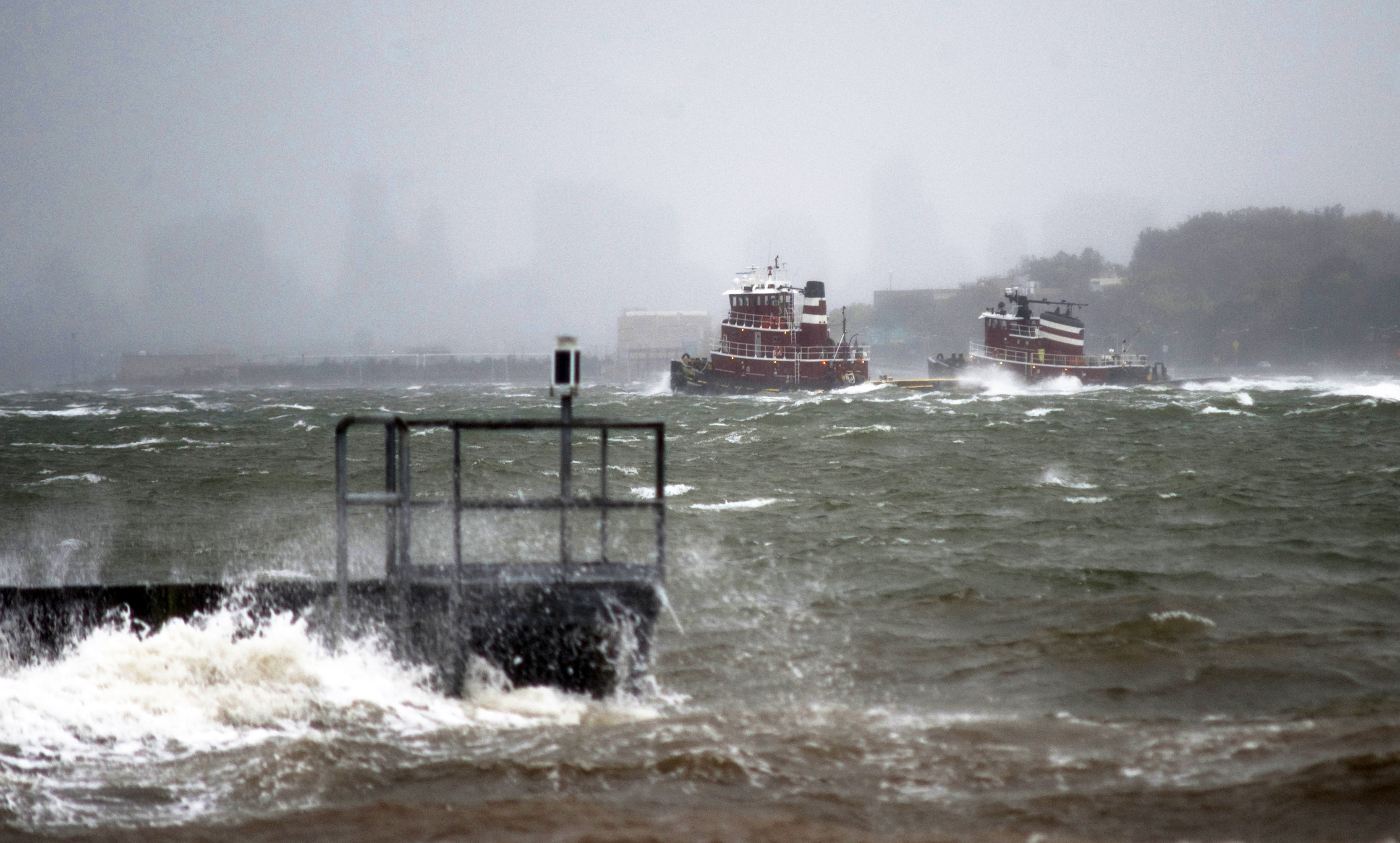 hurricane, Sandy, Storm, Disaster, Weather, Destruction, Ocean, Waves, Boat, Ship Wallpaper