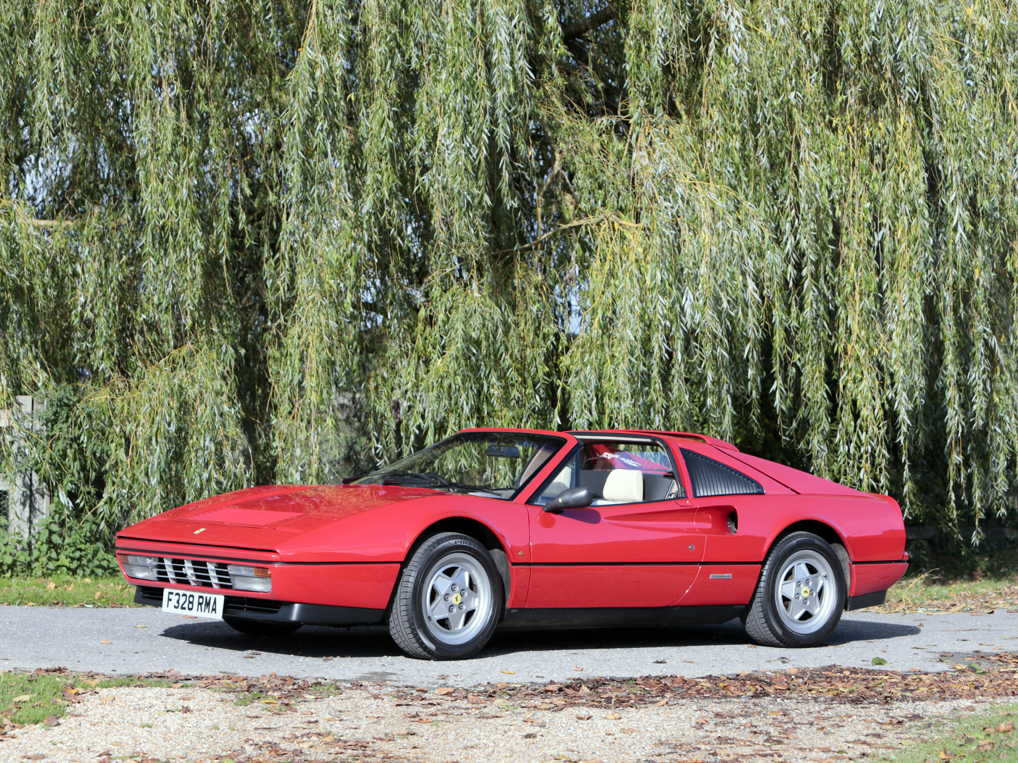 1985 ferrari 328 gts