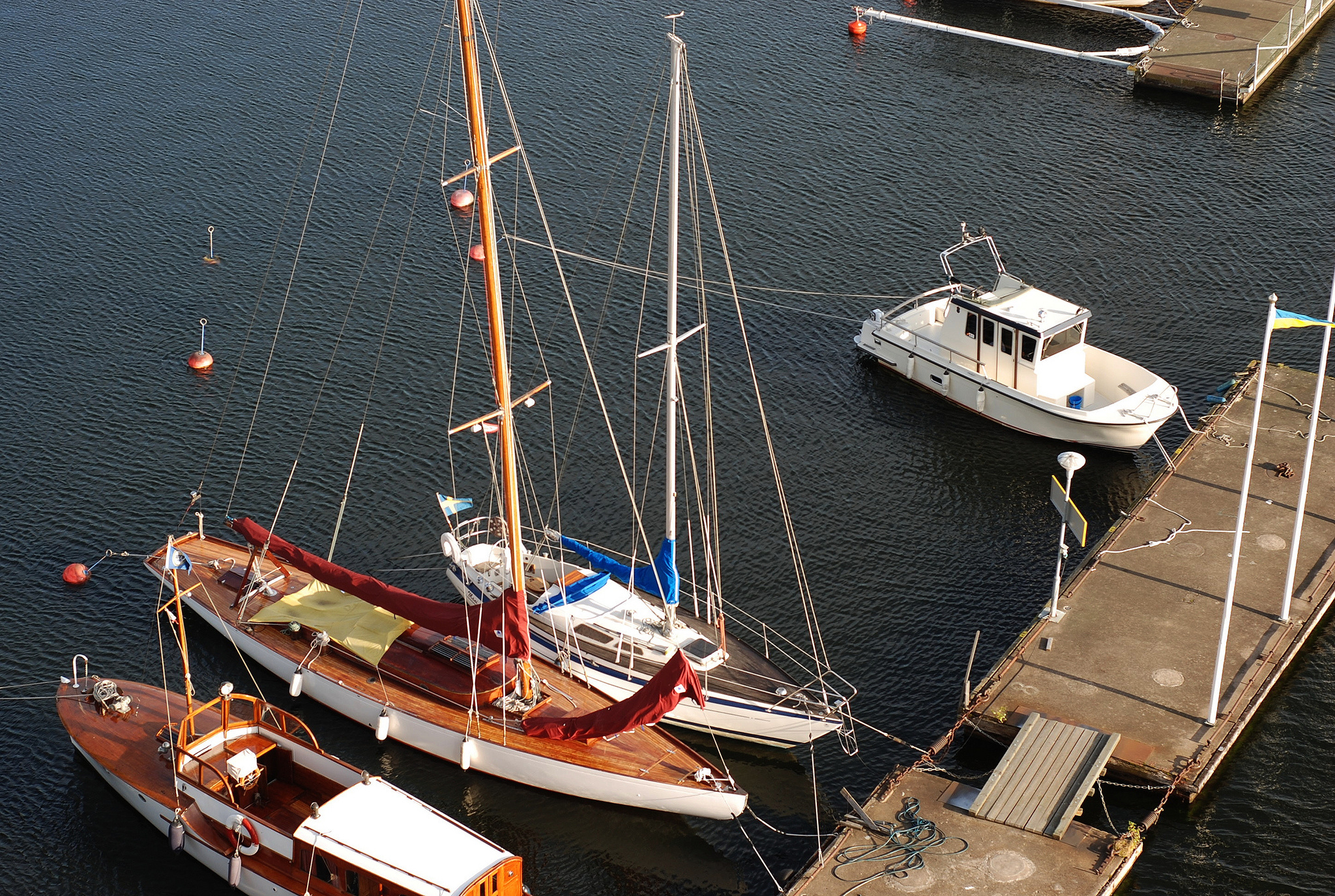 sweden, The, Yacht, Barge, Dock Wallpaper