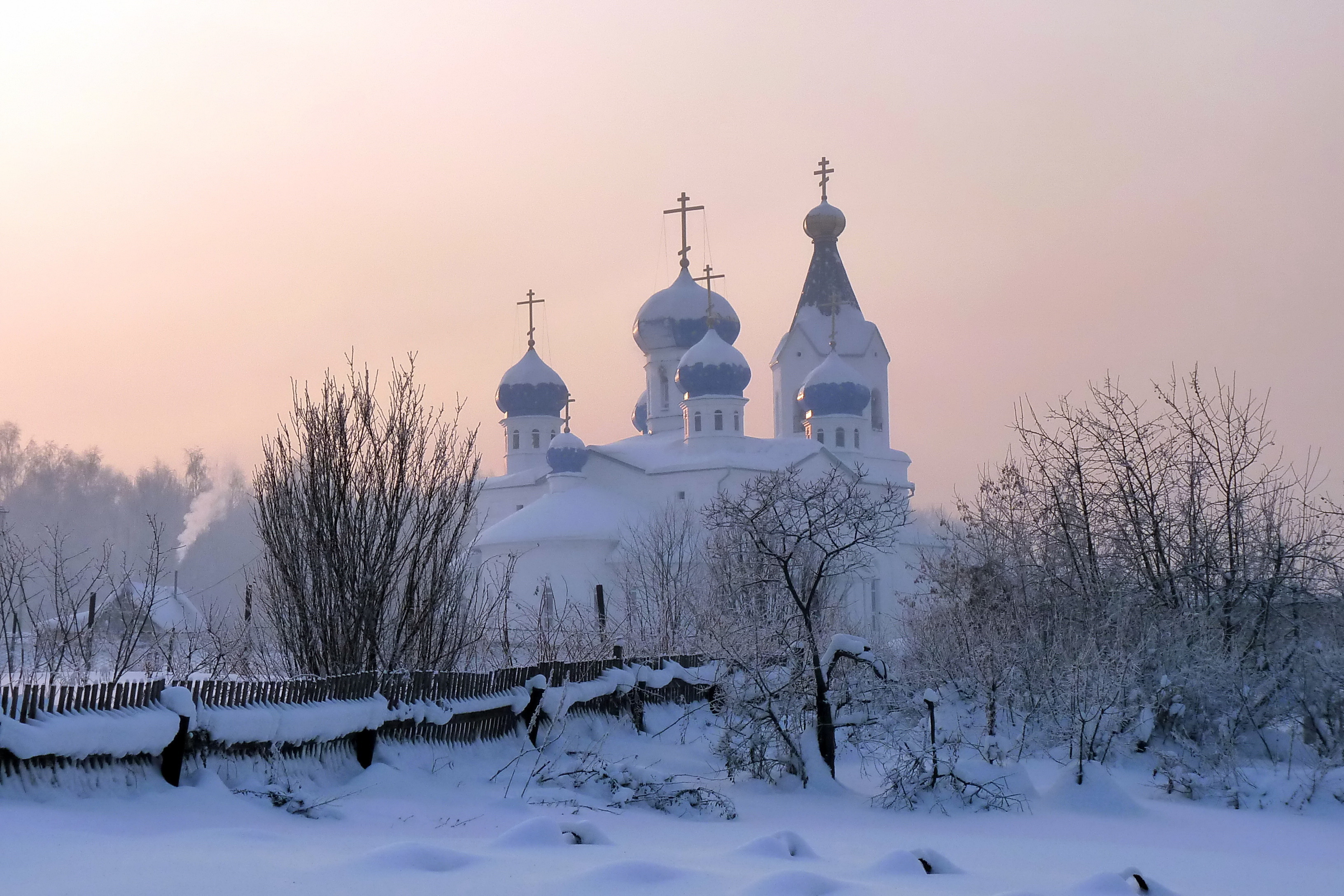 winter, Snow, Fence, Temple, Cathedral Wallpaper