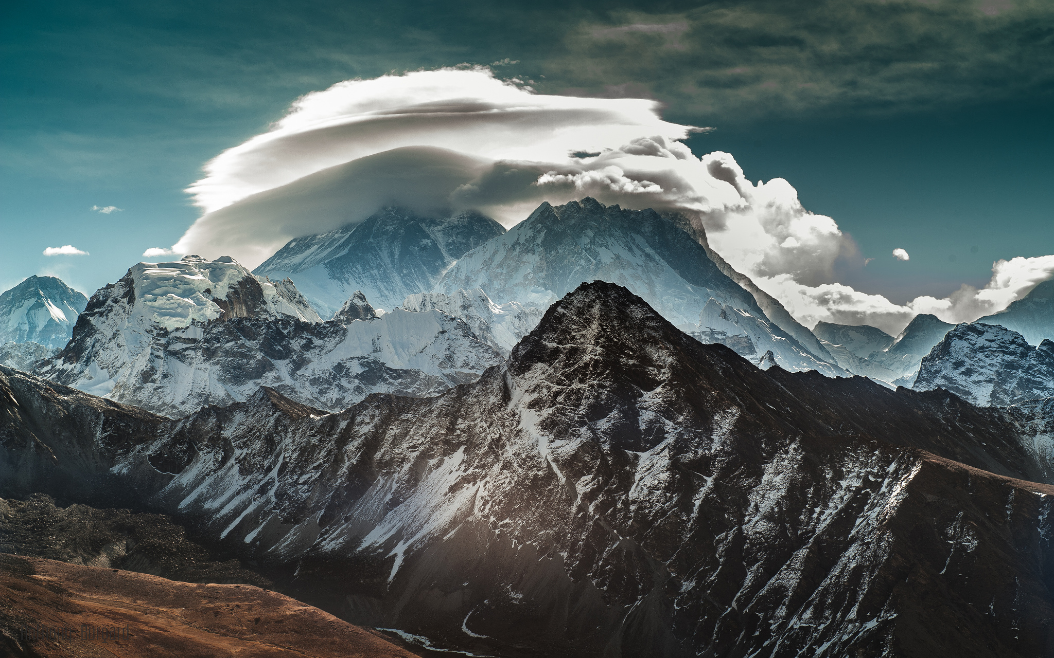mountains, Scenery, Clouds, Nature Wallpaper