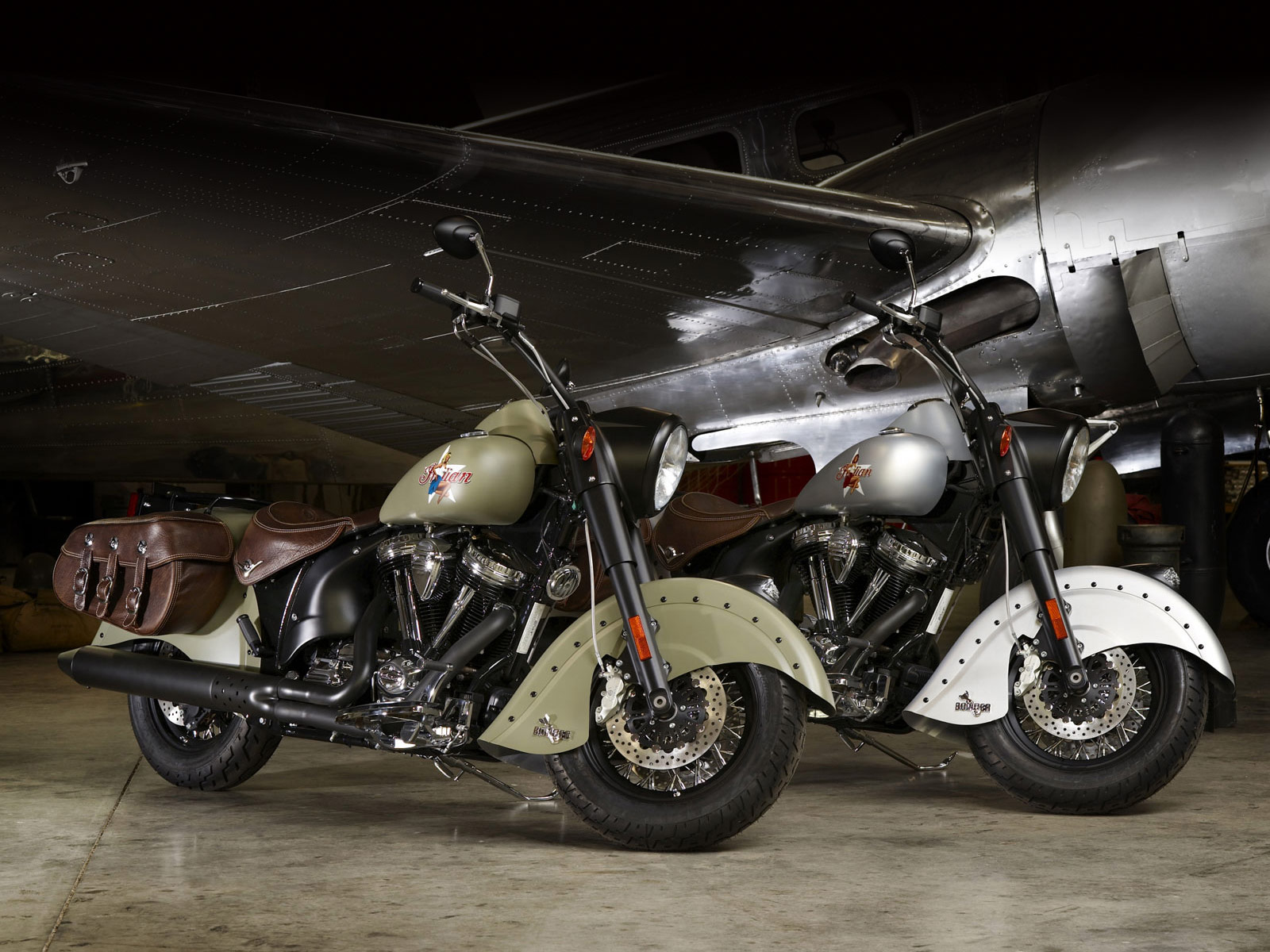 indian, Motorcycles, A, Chief, Bomber, Limited, Edition, 201 Wallpaper