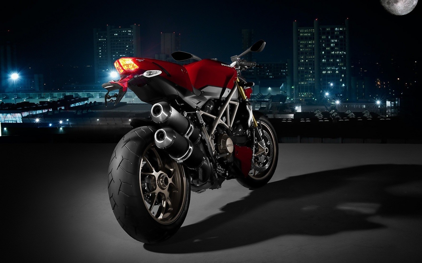 cityscapes, Urban, Ducati, Vehicles, Motorbikes Wallpaper