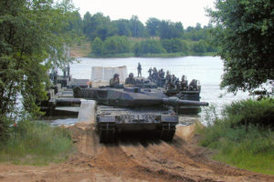 leopard, 2, Tank, Weapon, Military, Tanks, Leopard 2, Soldier