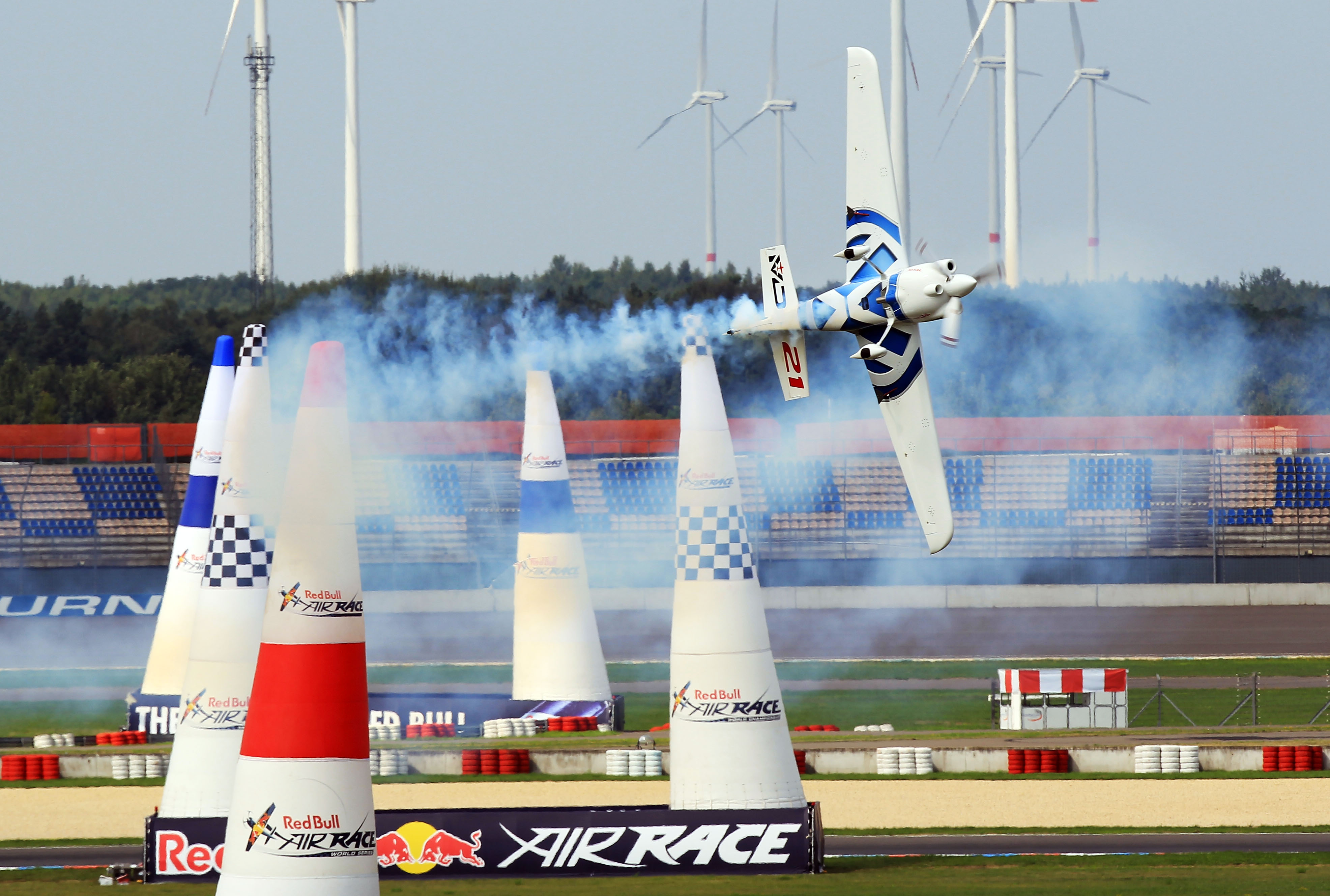 Red bull Air Race самолеты