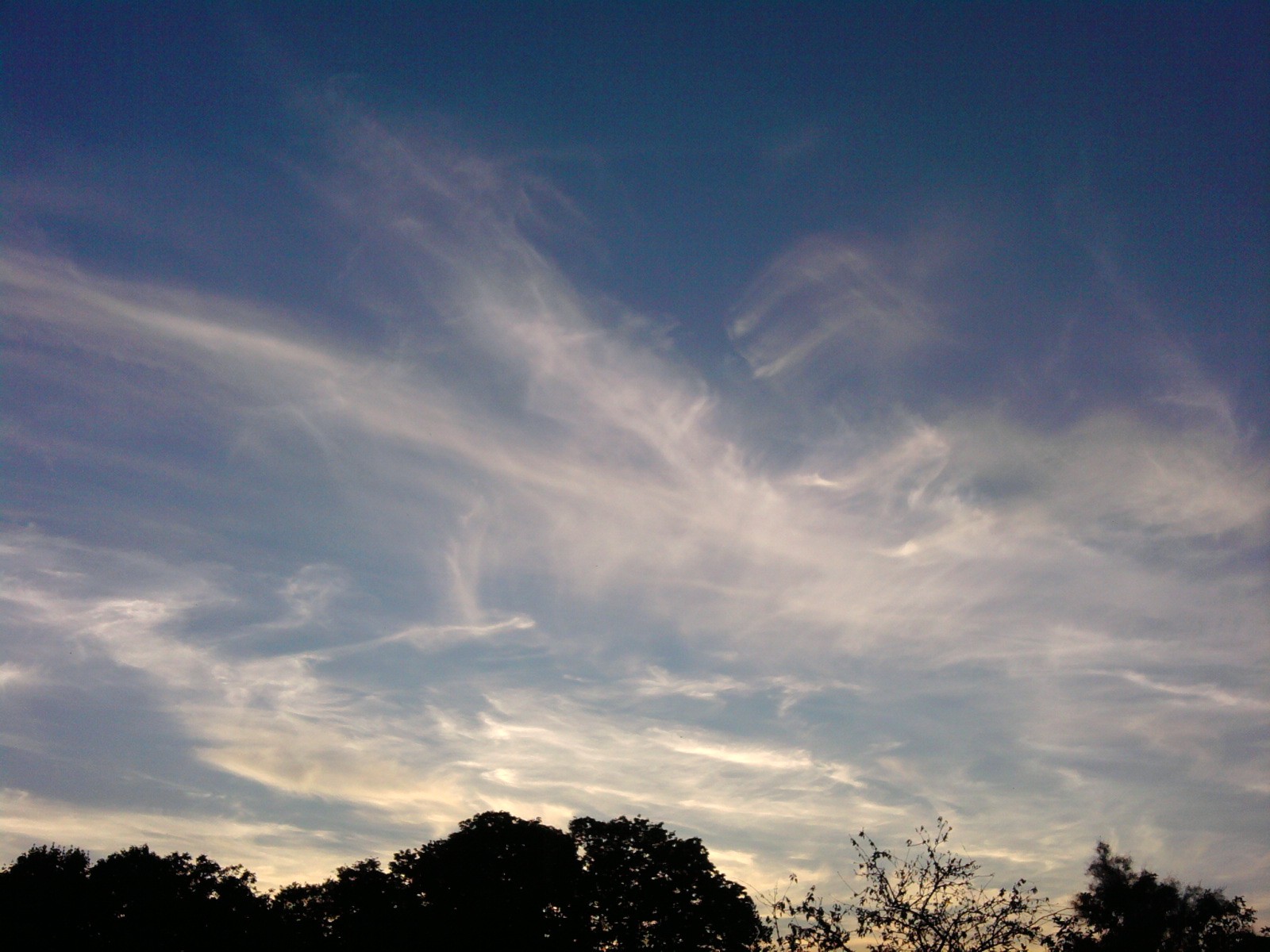 clouds, Silhouettes, Skyscapes Wallpaper