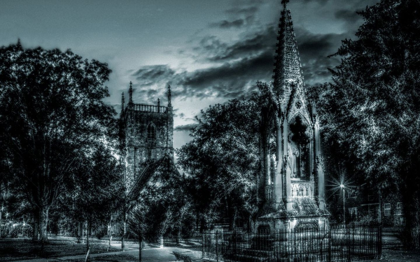 night, Churches Wallpaper