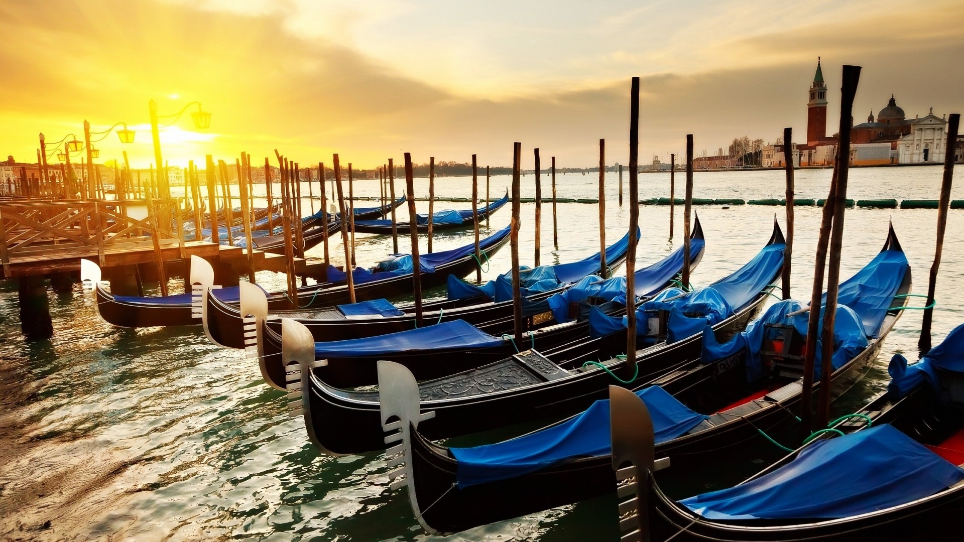 water, Sunset, Nature, Boats, Venice Wallpaper