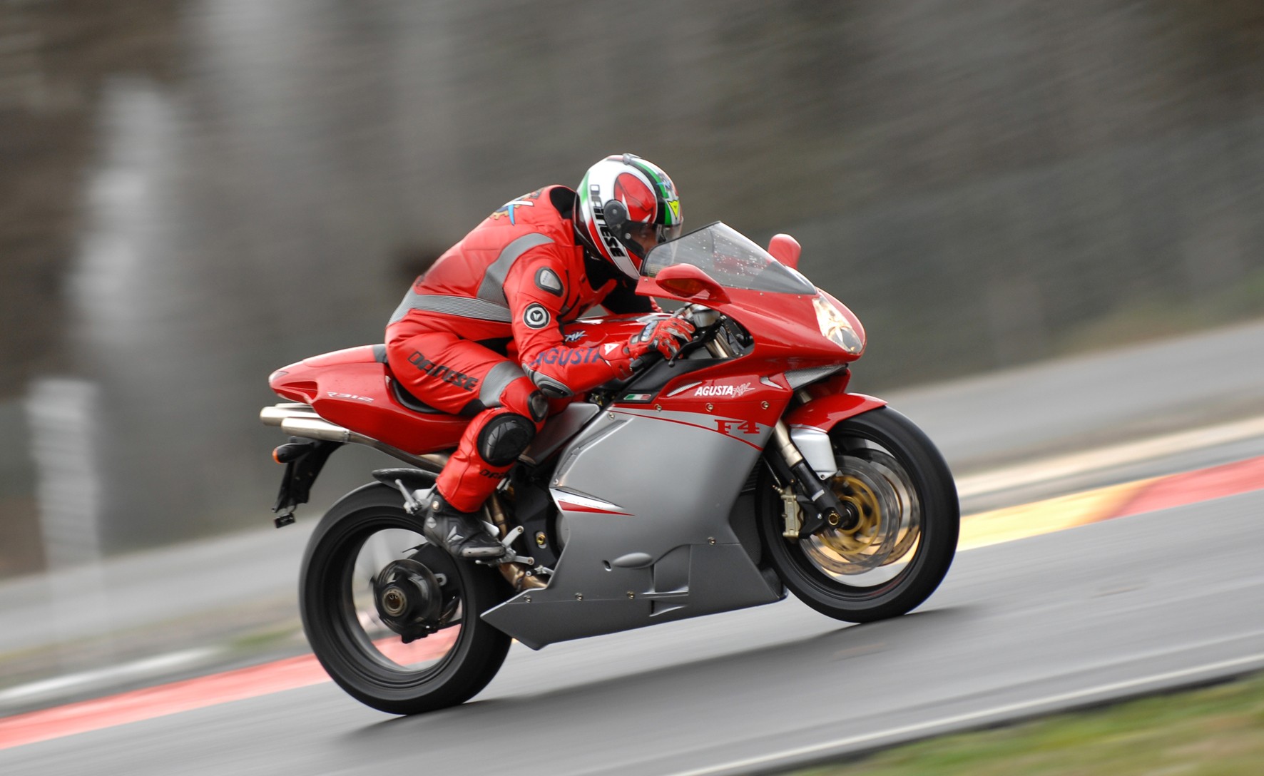 MV Agusta f4 РѕР±РѕРё