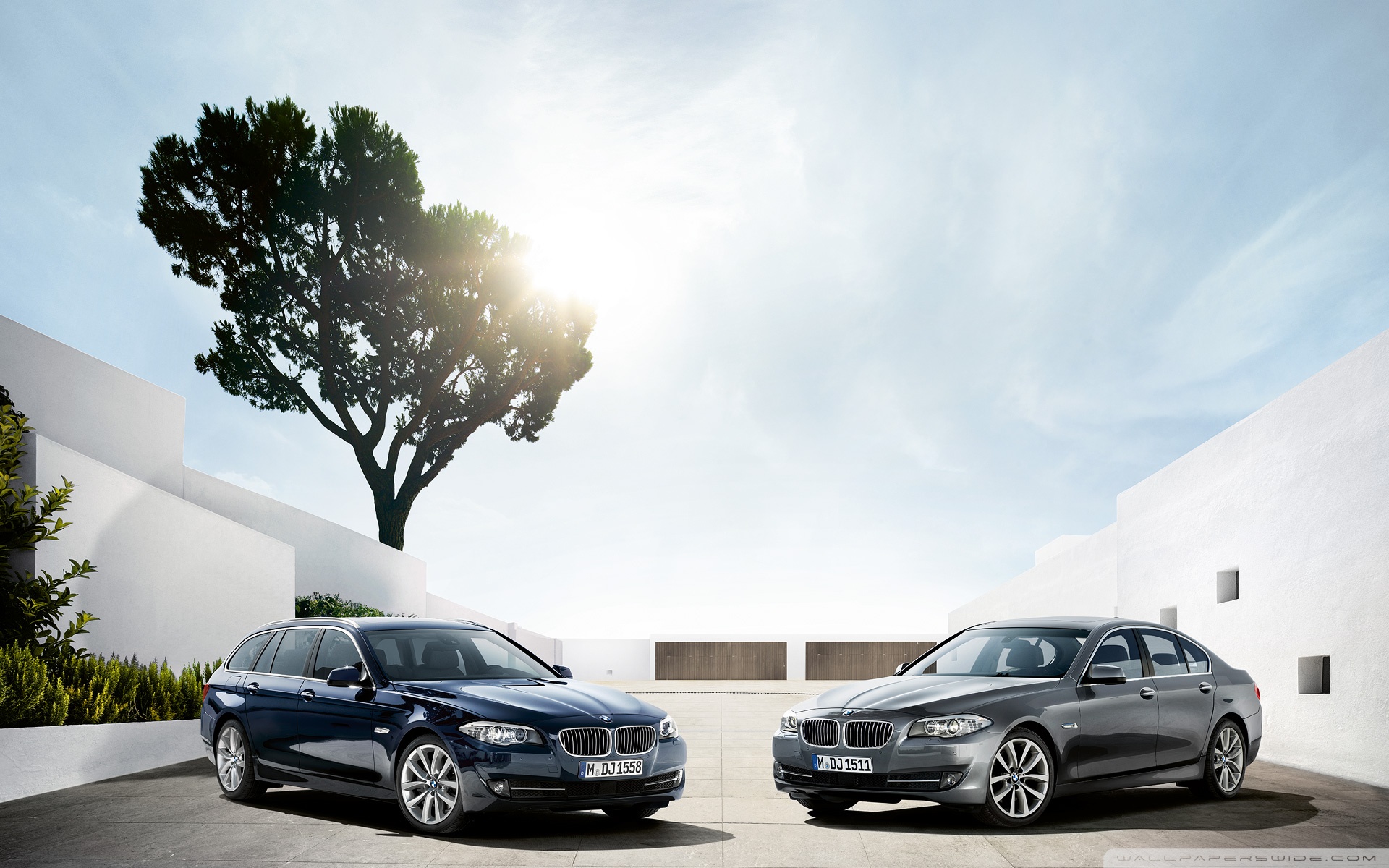 two, Bmw, 5, Series, Touring, F11, And, F10 wallpaper 1920x1200 Wallpaper