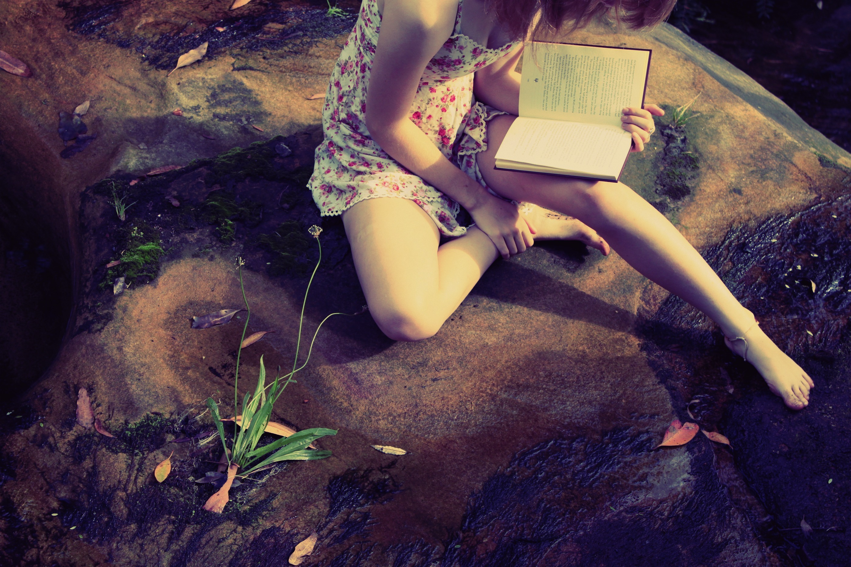 mood, Books, Soft, Places, Situations, Women, Females, Girls, Photography, Emotion Wallpaper