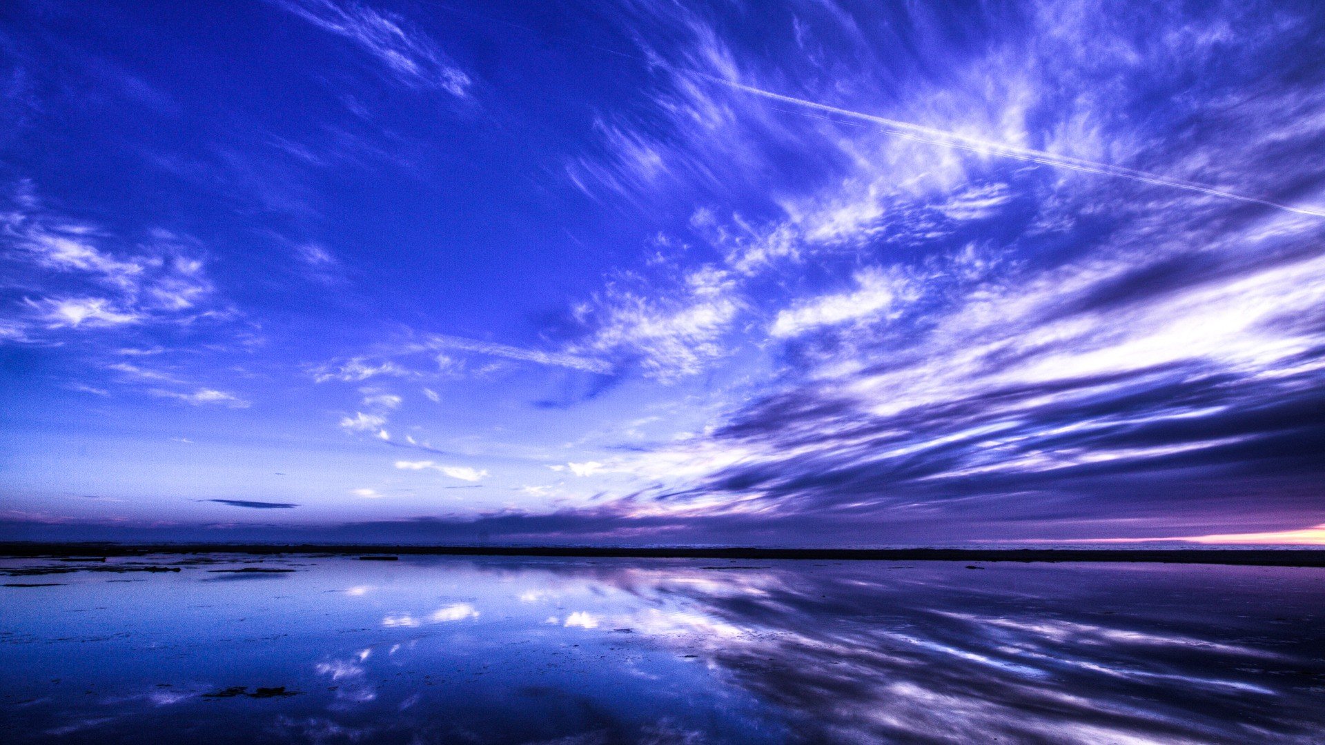 water, Clouds, Skyscapes Wallpaper