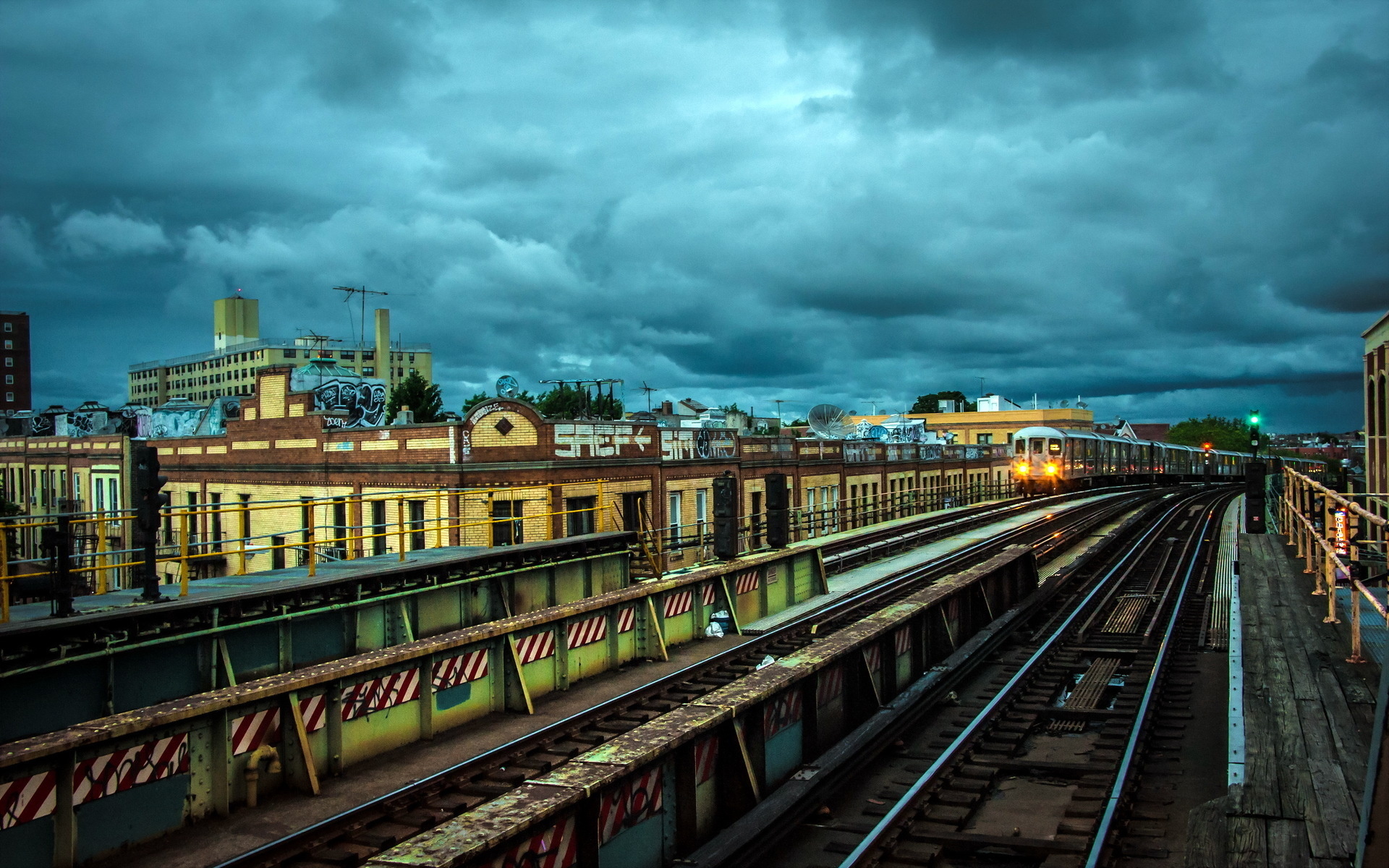 places, Trains, Subway, Tracks, Cities, Architecture, Buildings, Clouds Wallpaper