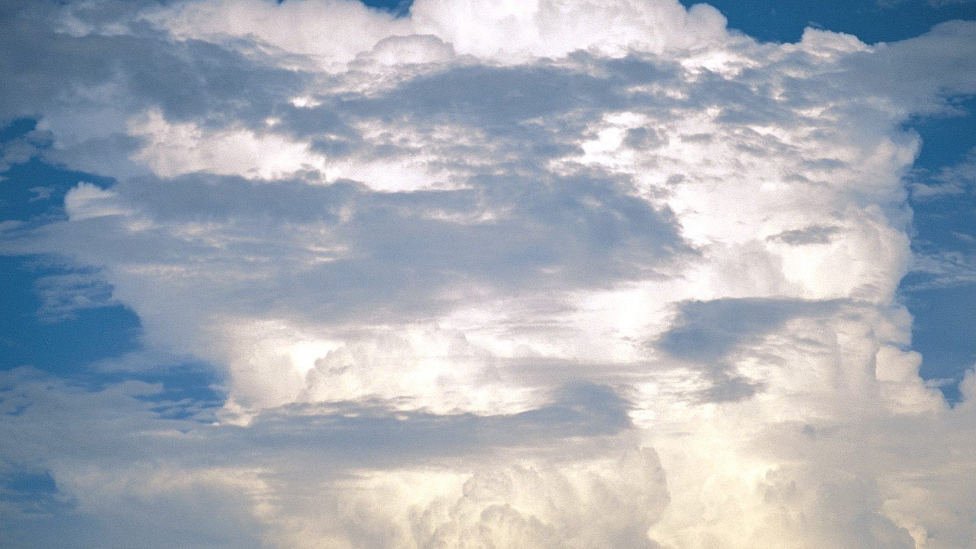 Cloud desktops. Обои облака для стен. Home облака обои. Fresh облако. Гифки облака 1920 1080.