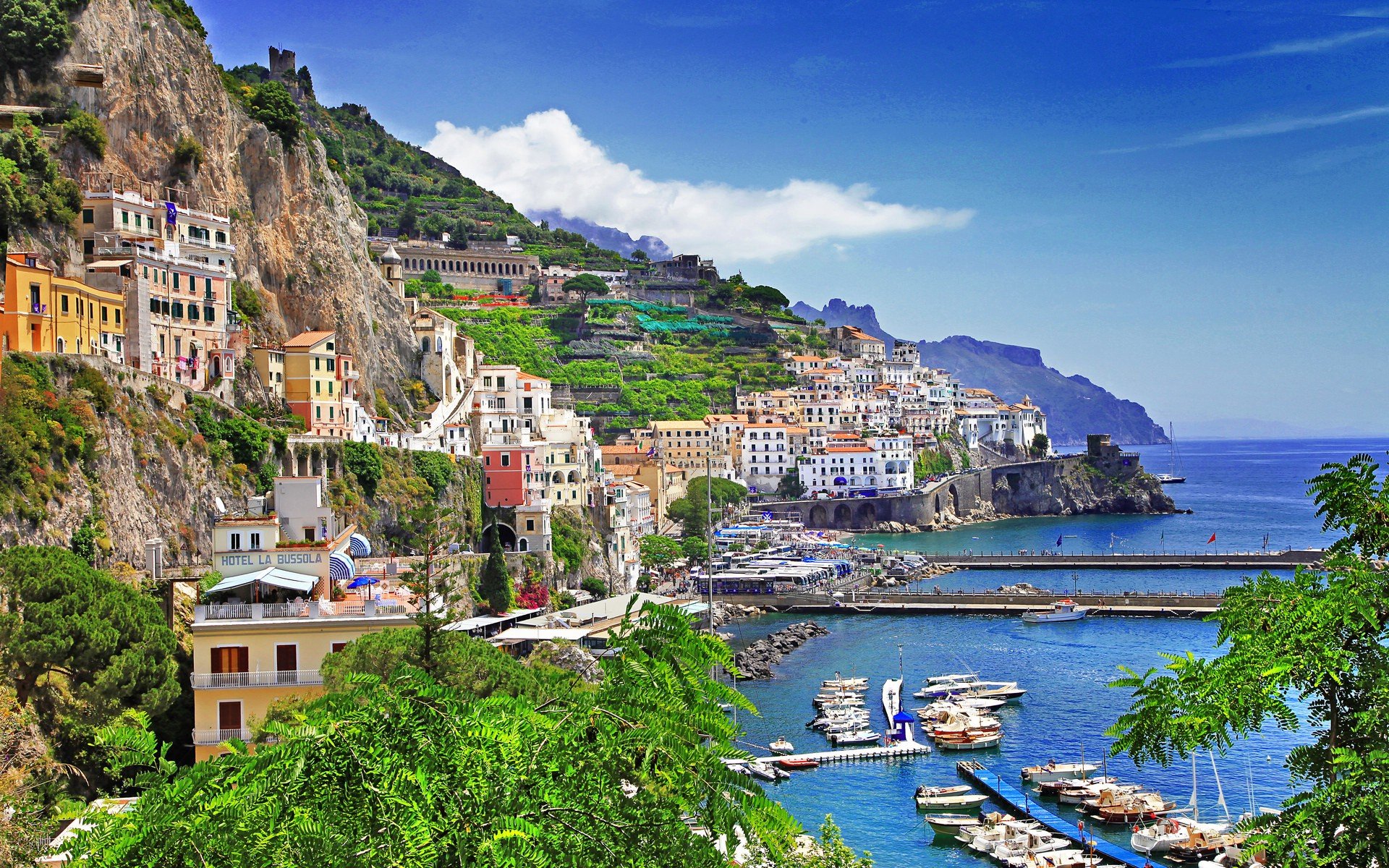 landscapes, Positano Wallpaper