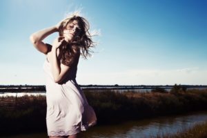 landscape, Nature, Water, Grass, Sky, Blonde, Pose, Mood, Emotion, Model, Dress, Gown, Face, Hair, Women, Female, Girl, Babes, Sensual