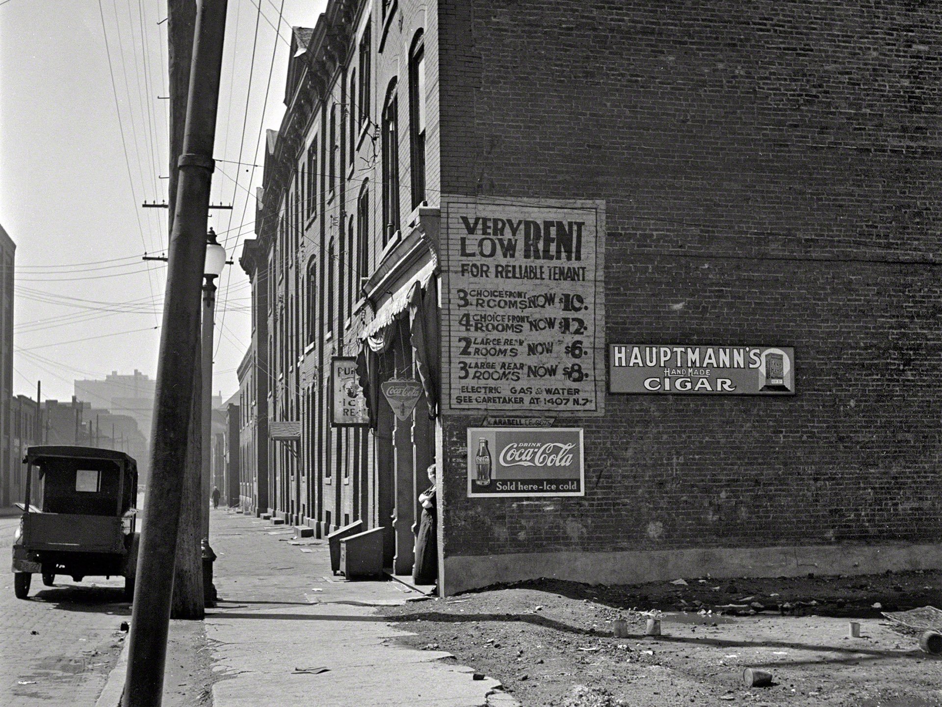 bw, Sign, Building, Rent Wallpaper