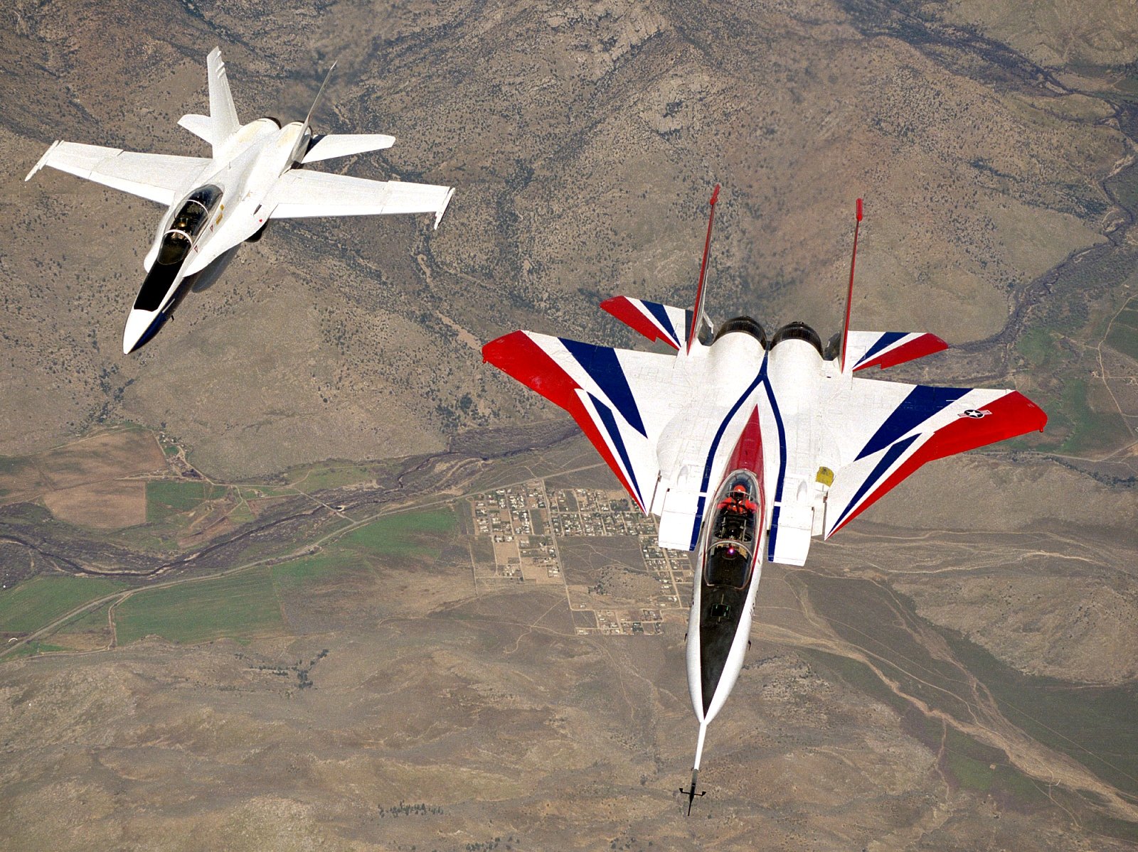 f 18, Fighter, Jet, Military, Plane, Airplane, Usa,  107 Wallpaper