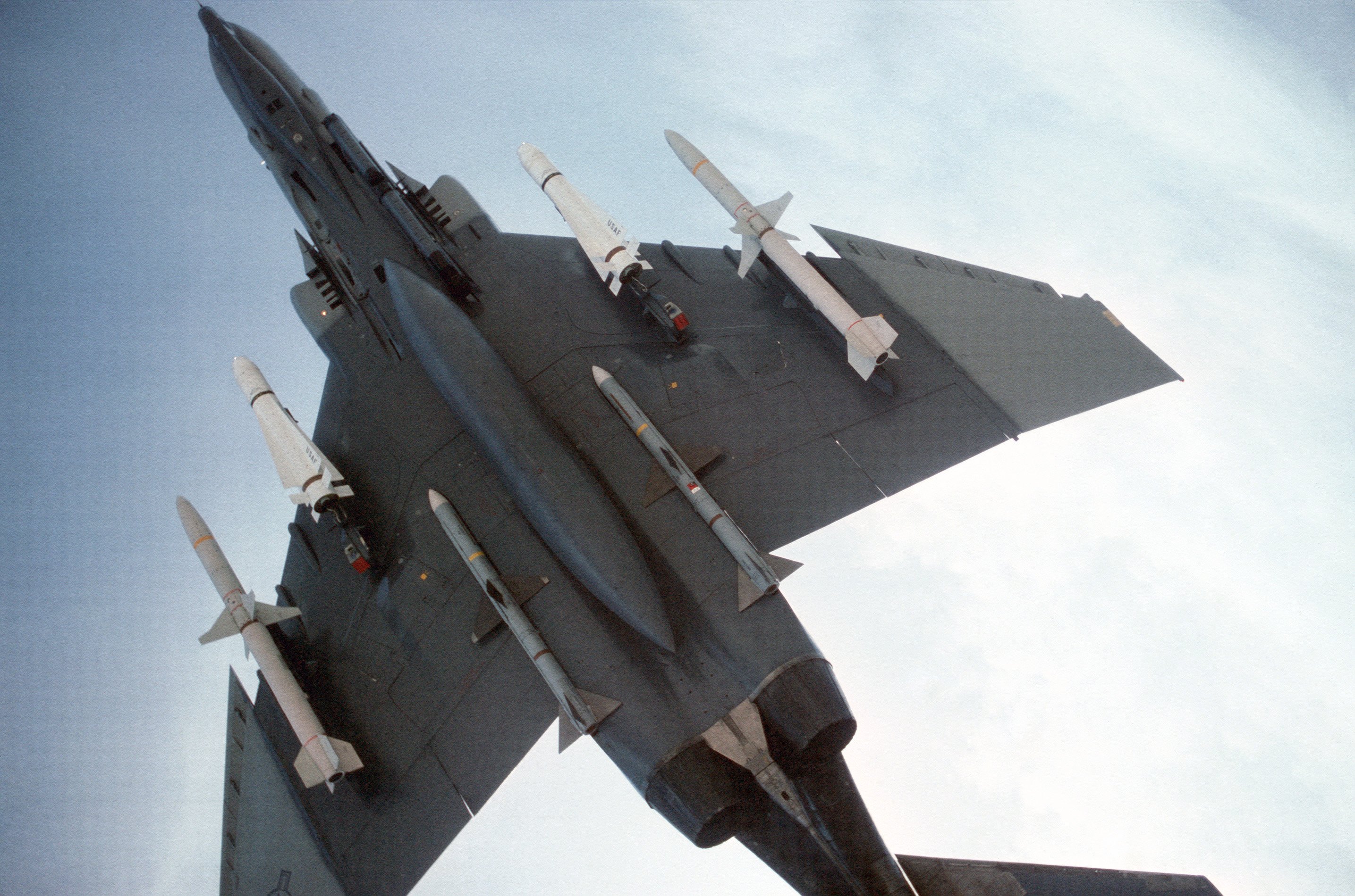 f 4, Fighter, Jet, Bomber, Phantom, Airplane, Plane, Military,  6 Wallpaper