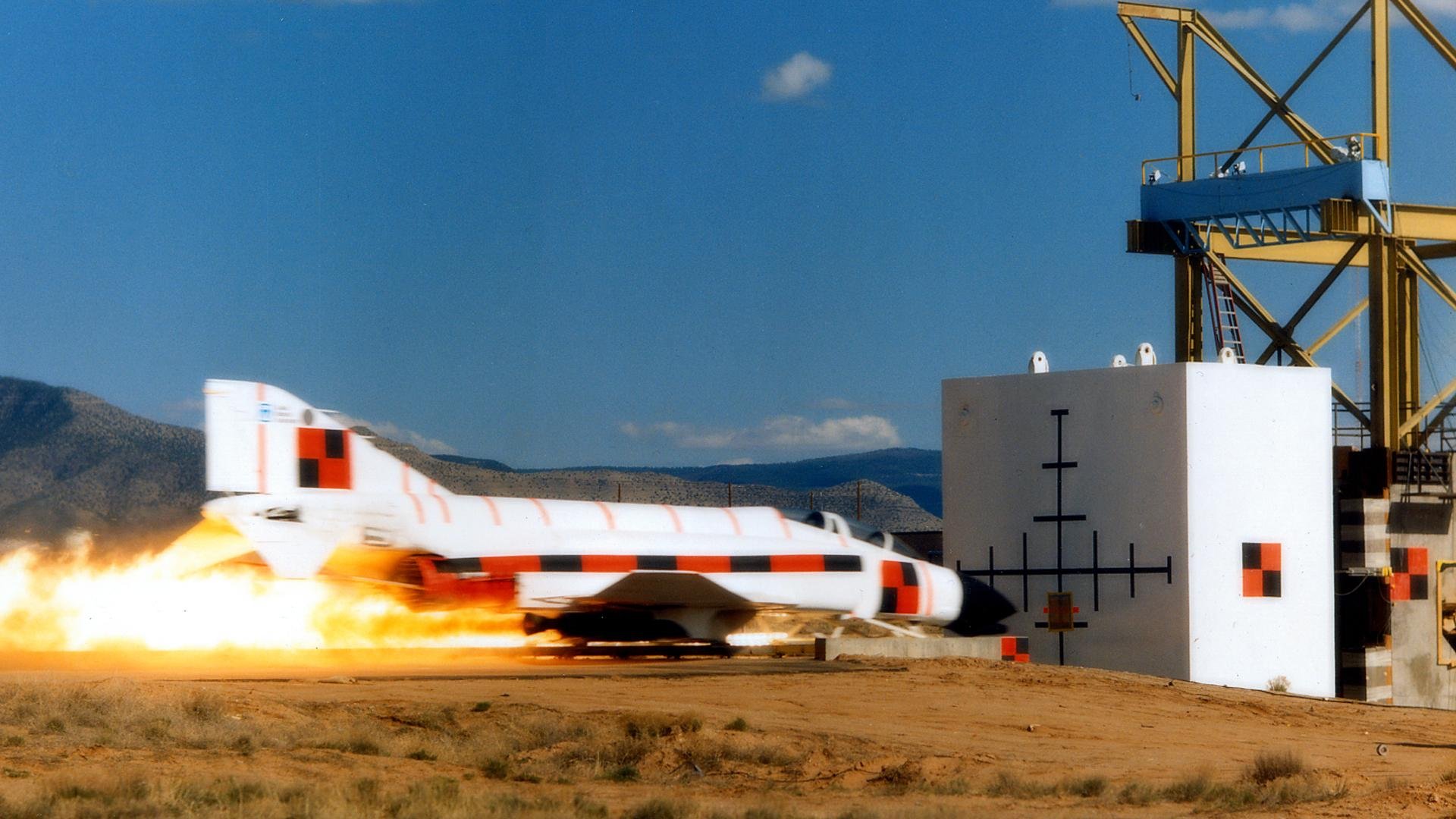 f 4, Fighter, Jet, Bomber, Phantom, Airplane, Plane, Military,  46 Wallpaper