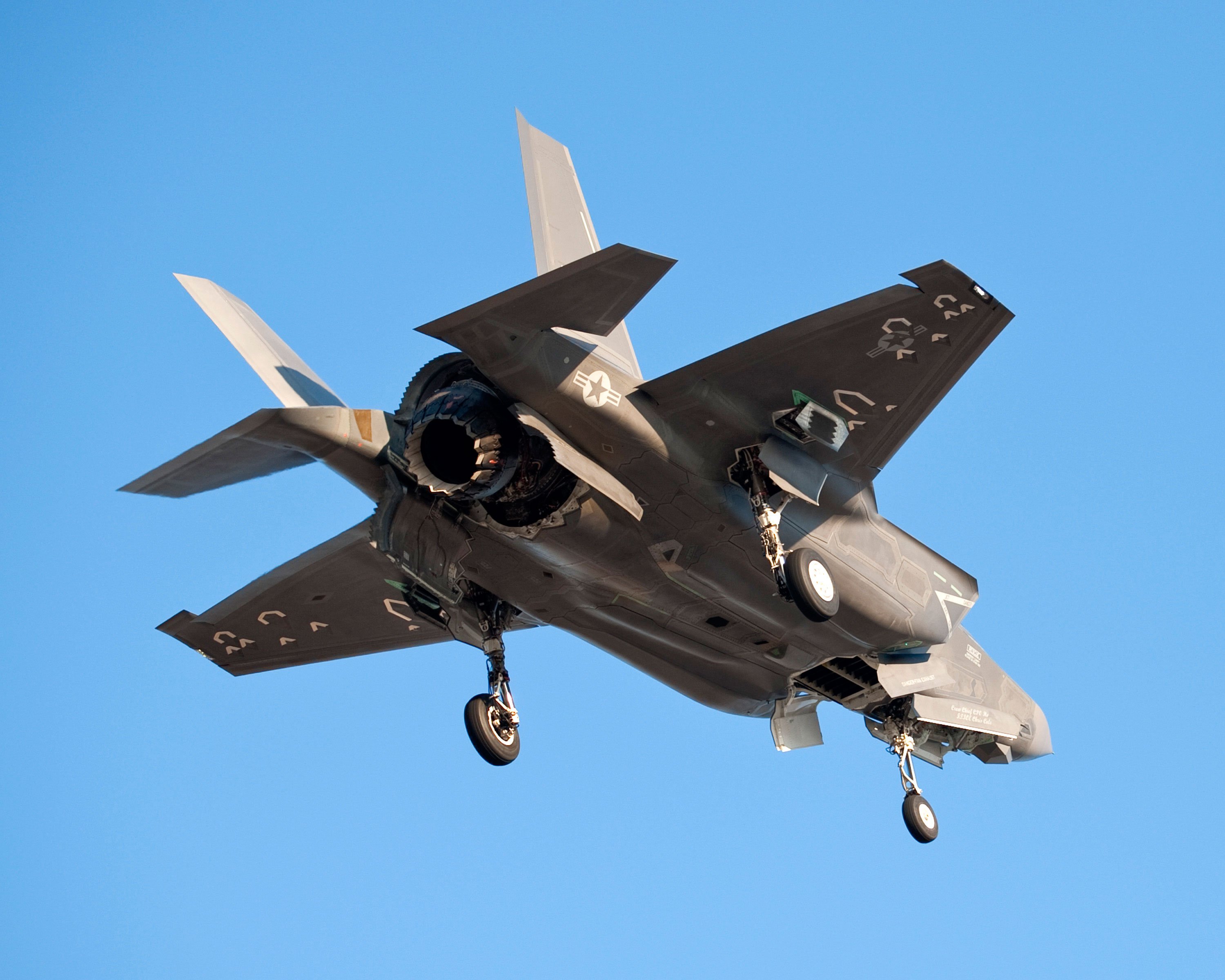f 35, Military, Fighter, Jet, Airplane, Plane, Lightning, Bomber, Joint,  56 Wallpaper