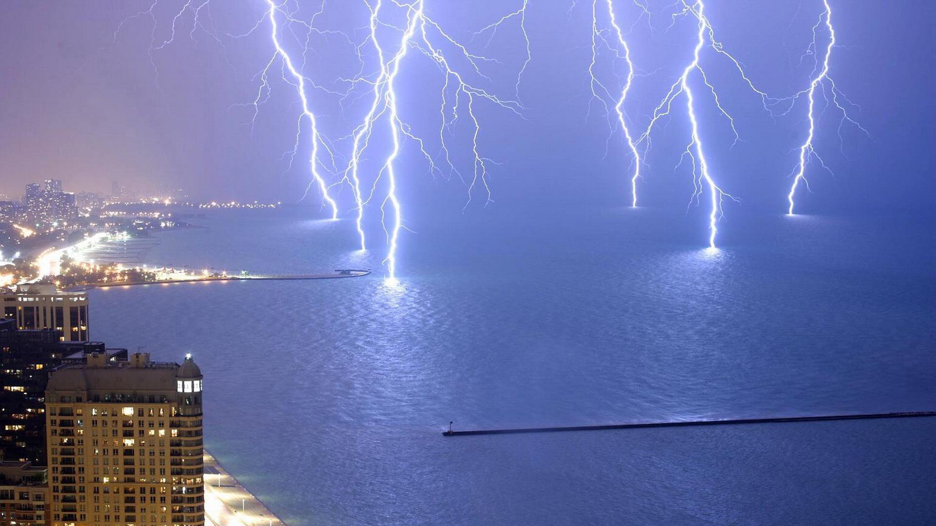 water, Nature, Storm, Buildings, Lightning, Lightning, Bolts, Cities, Sea, Beaches Wallpaper