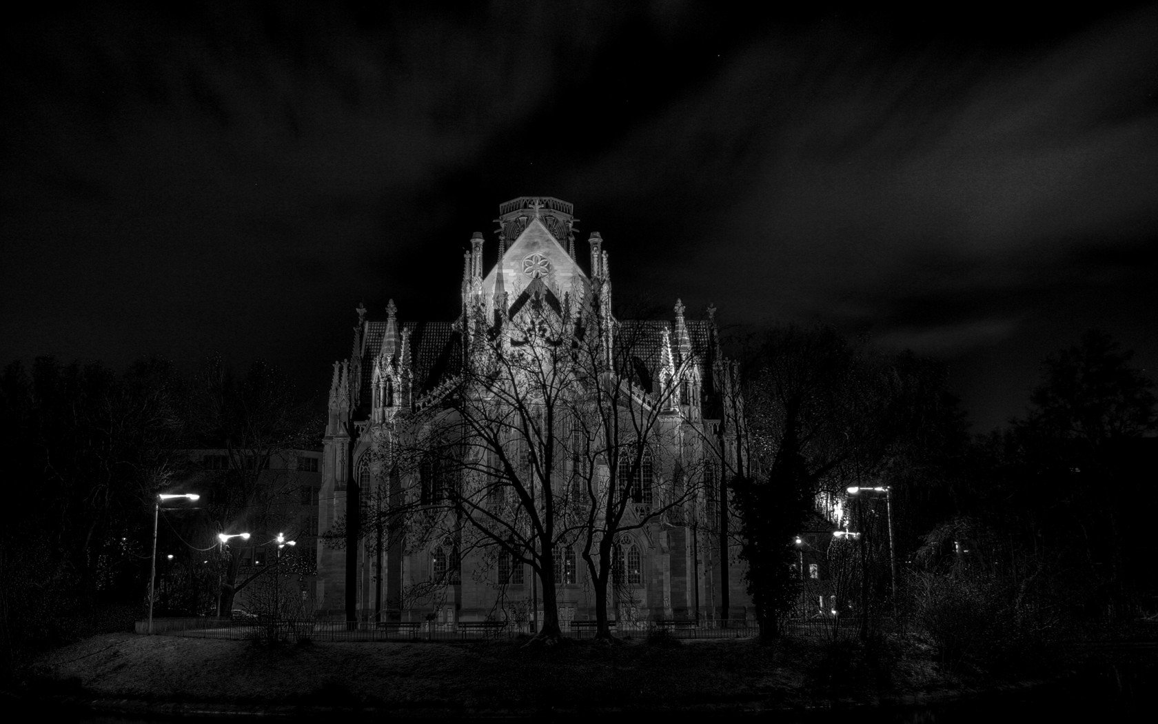 night, Grayscale, Cathedrals Wallpaper