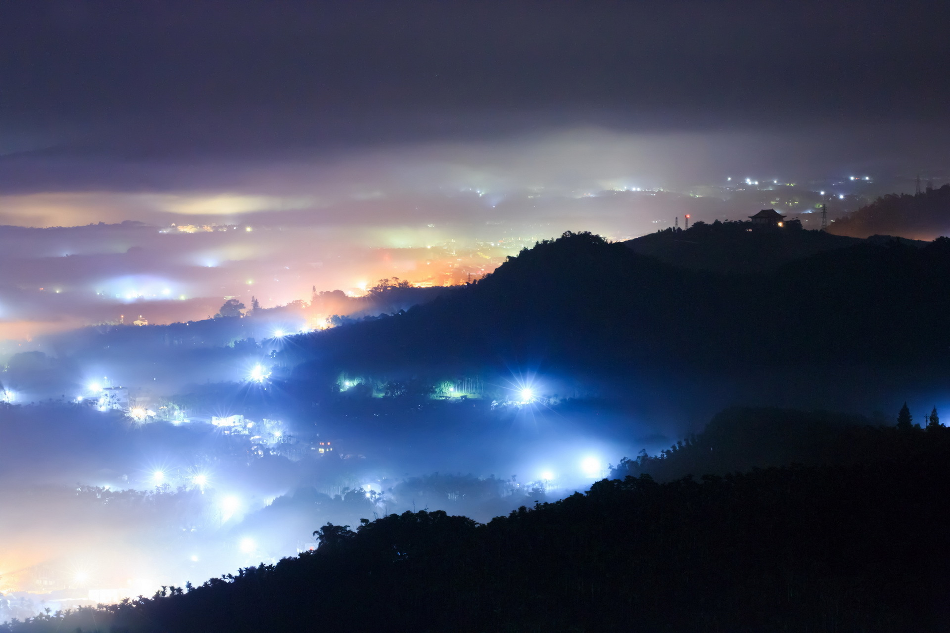 Landscapes Night Lights Hills Towns Cities Haze Fog Mist Trees landscapes-night-lights-hills-towns-cities-haze-fog-mist-trees