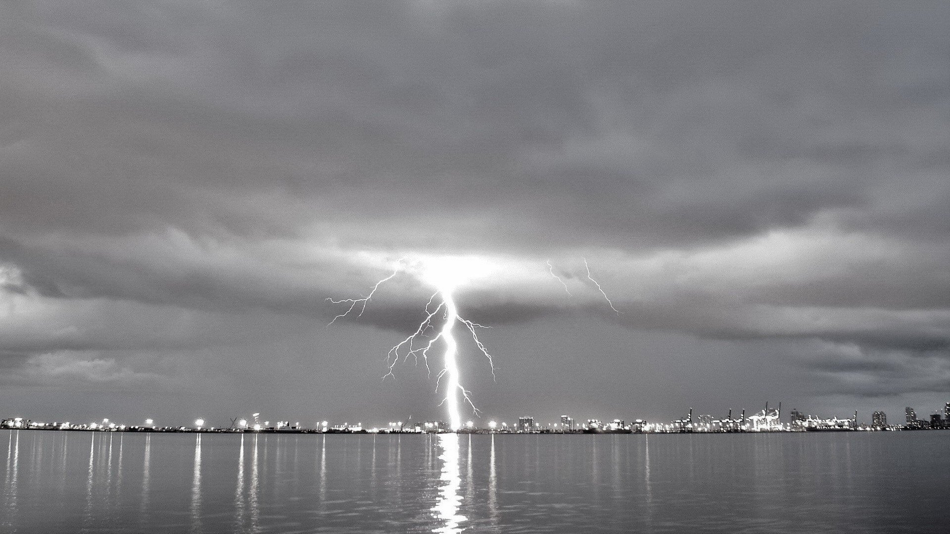 landscapes, Lightning, Lightning, Bolts Wallpaper