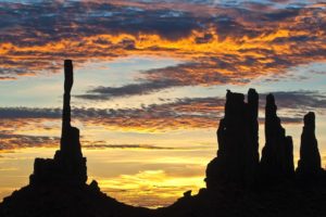 sunrise, Silhouettes, Arizona, Monument, Valley, Totem, Pole, Rock, Formations