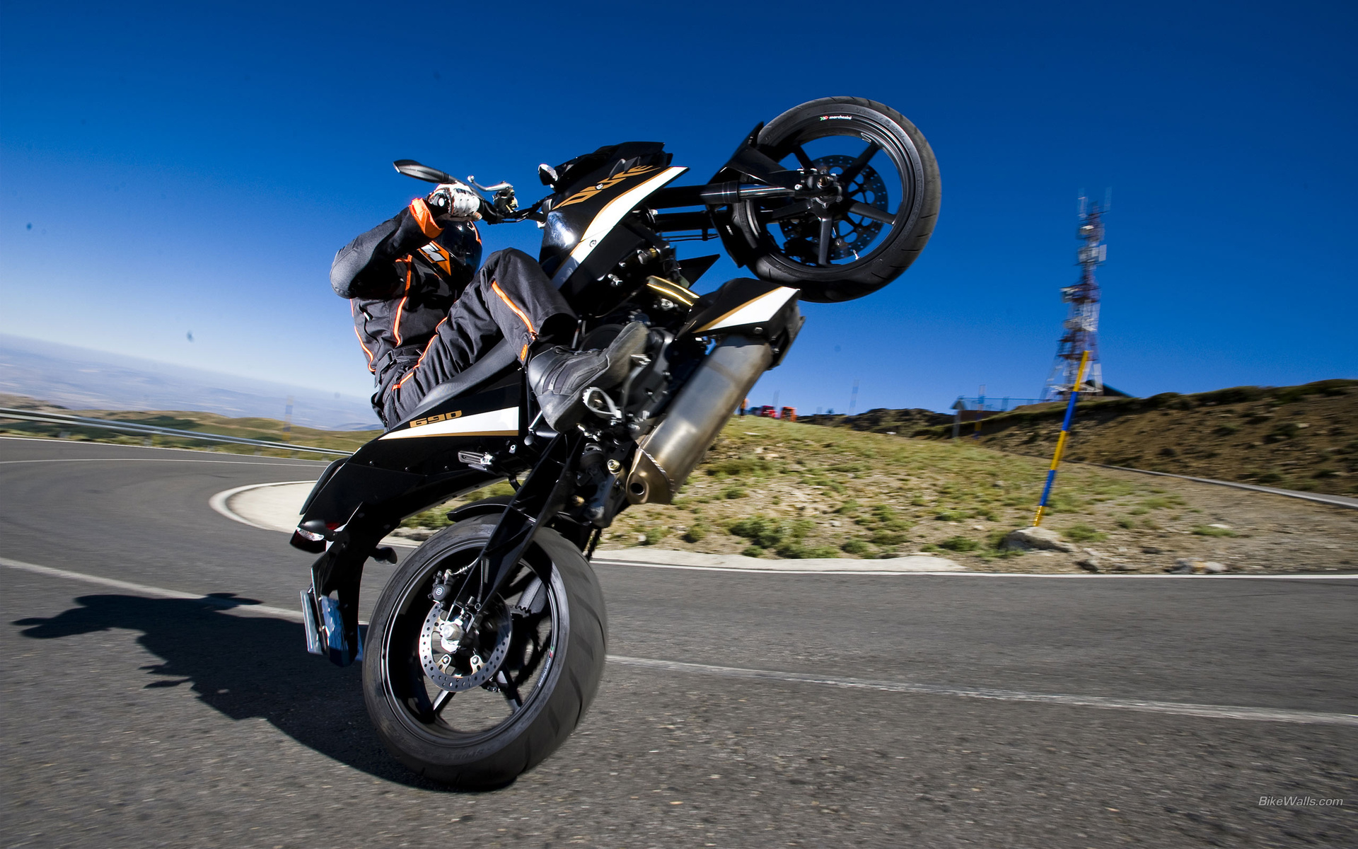 690, Duke, 2011, Vehicles, Motorcycles, Motorbike, Wheelie, Whell, Stand, Extreme, People, Roads, Engines, Sportbkie, Bike Wallpaper